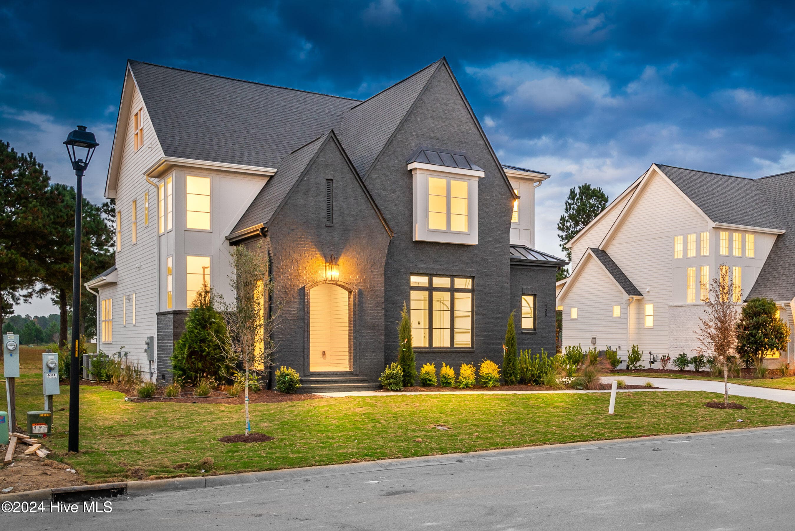 Single Family Residence at 138 Pine Tree Point, Snow Hill, NC 28580, photo 2 of 44