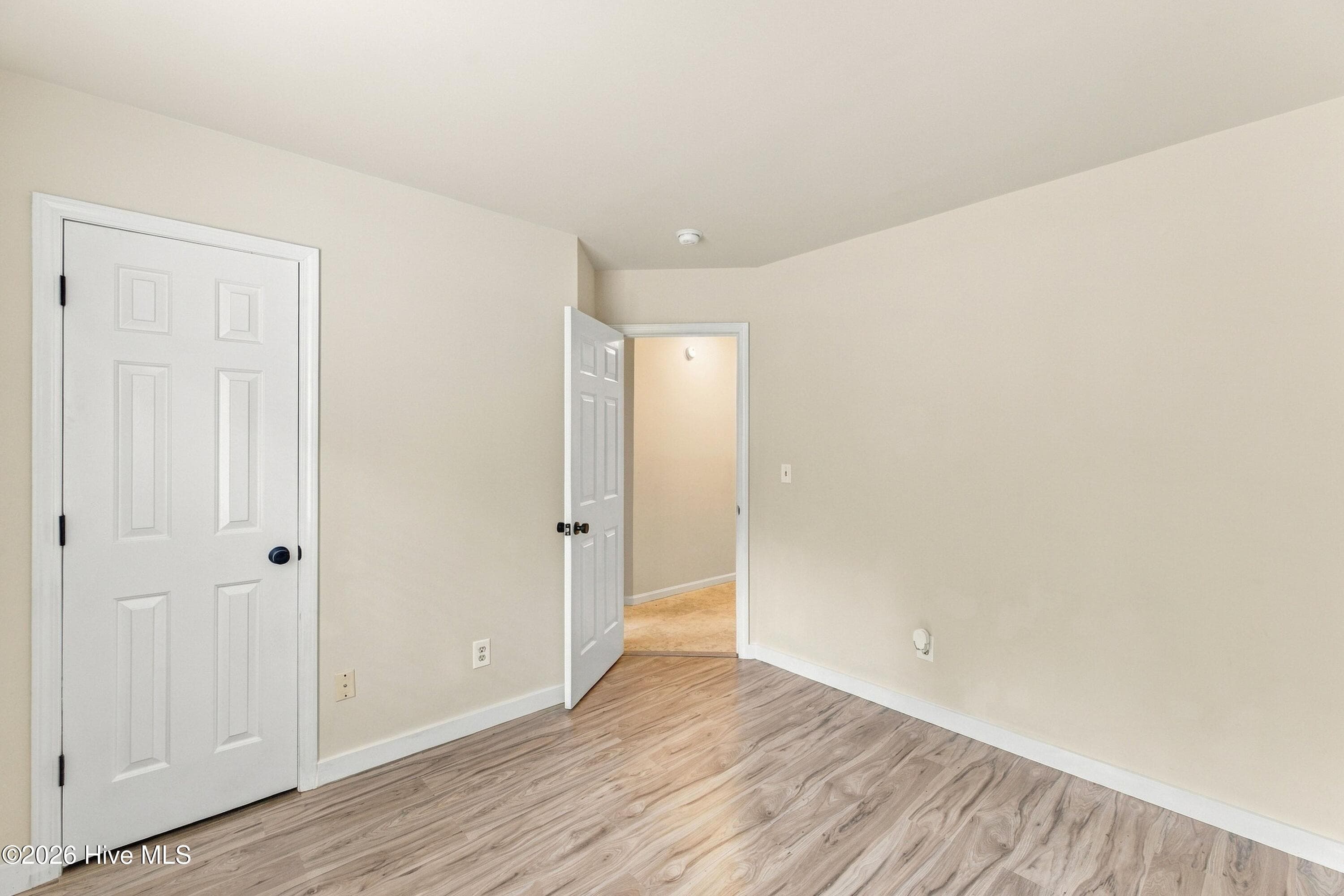 Single Family Residence at 2704 Manor Court, Wilmington, NC 28405, photo 20 of 51