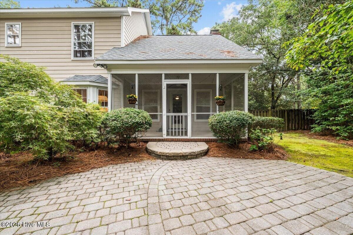 Single Family Residence at 401 Summerlea Drive, Fayetteville, NC 28311, Fayetteville, photo 43 of 50