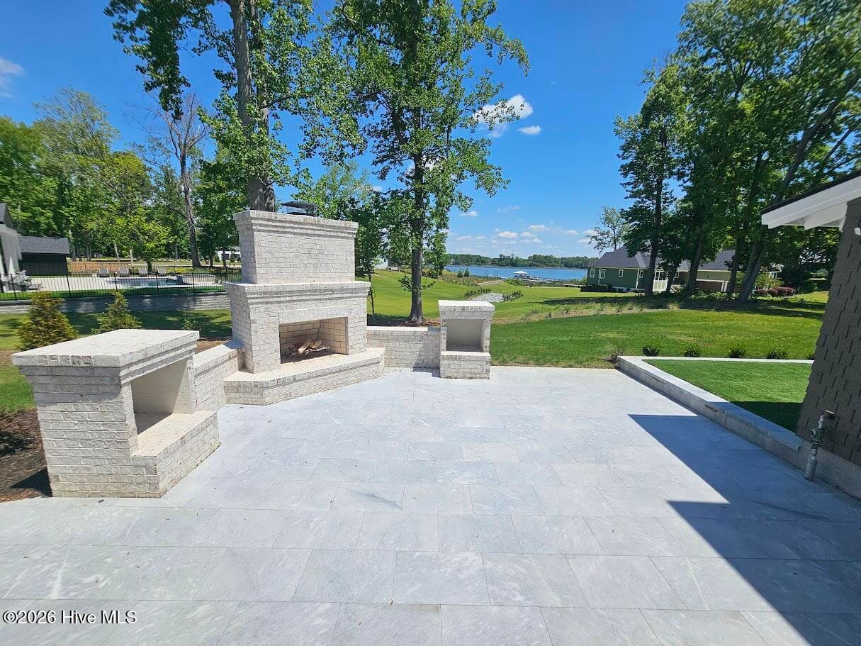 Patio overlooking water - 38 Reston Bluff, Hampstead, NC 28443