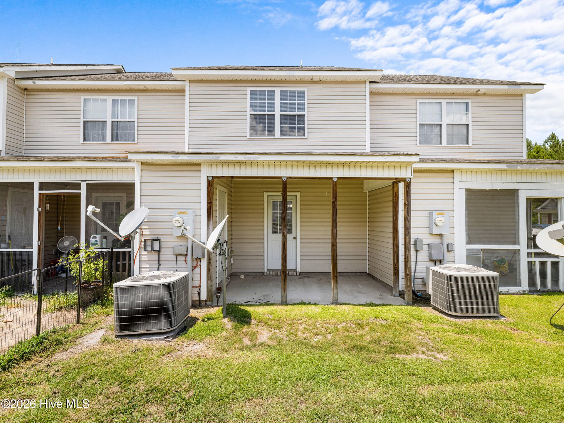 Townhouse at 403 Springwood Drive, Jacksonville, NC 28546, photo 27 of 30