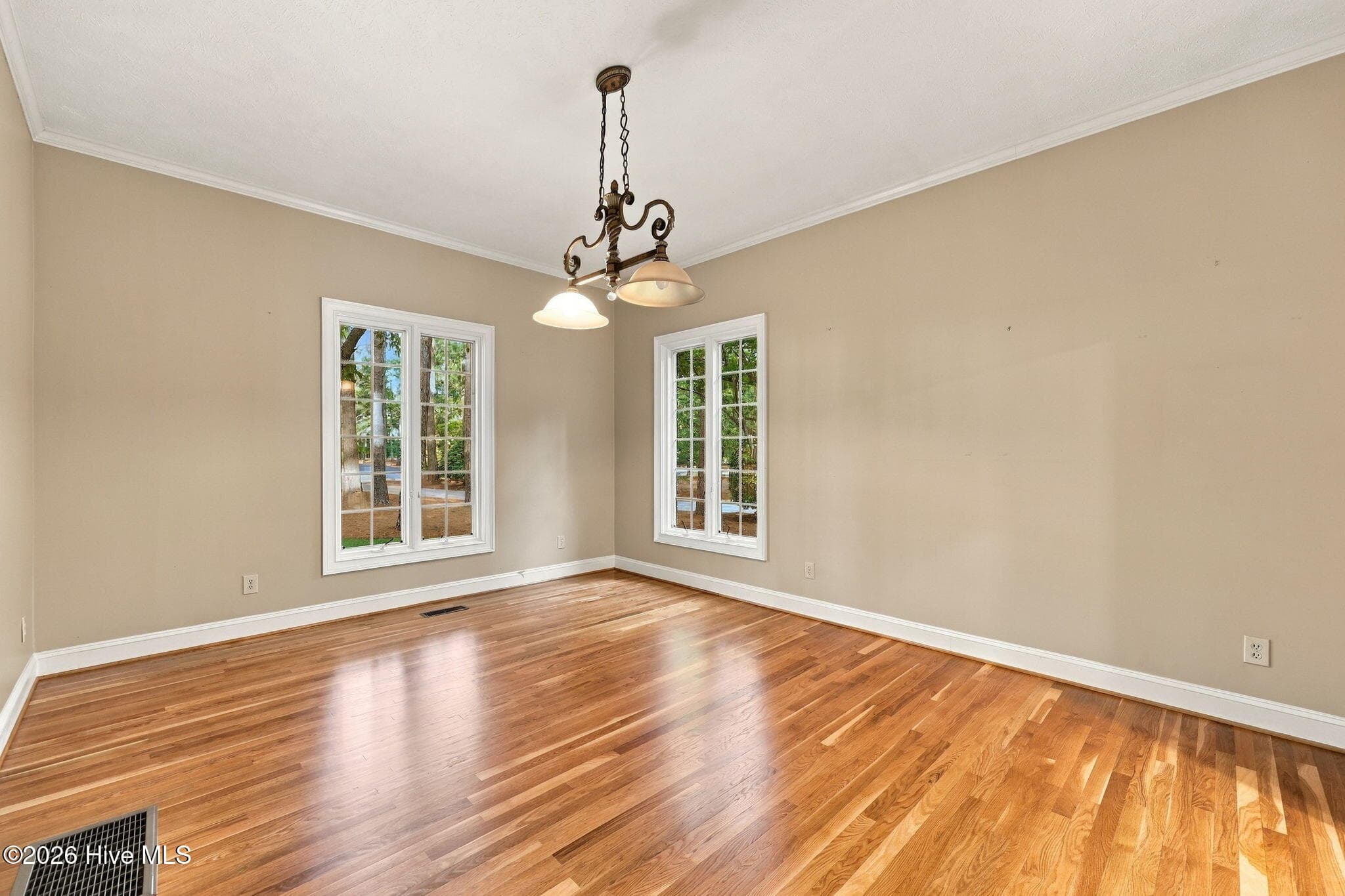 Single Family Residence at 39 Devon Drive, Pinehurst, NC 28374, photo 5 of 59