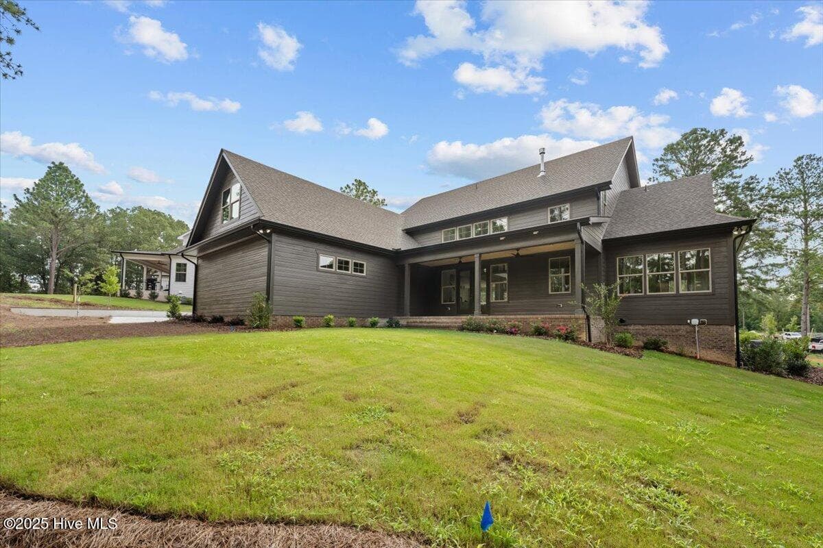 Single Family Residence at 315 Sloan Lane, Pinehurst, NC 28374, photo 11 of 131
