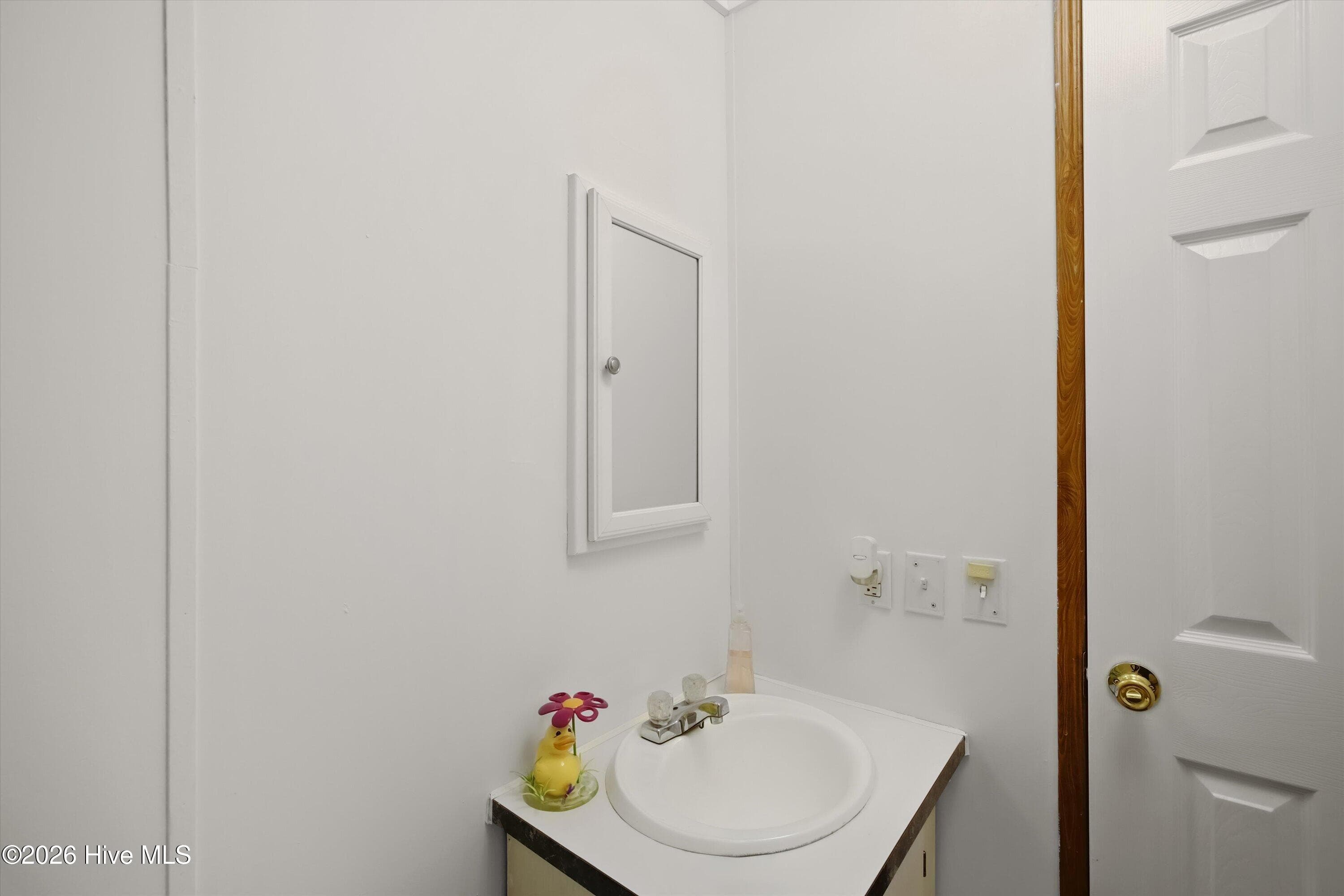 Manufactured Home at 370 Church Street, Blythe, GA 30805, photo 17 of 47