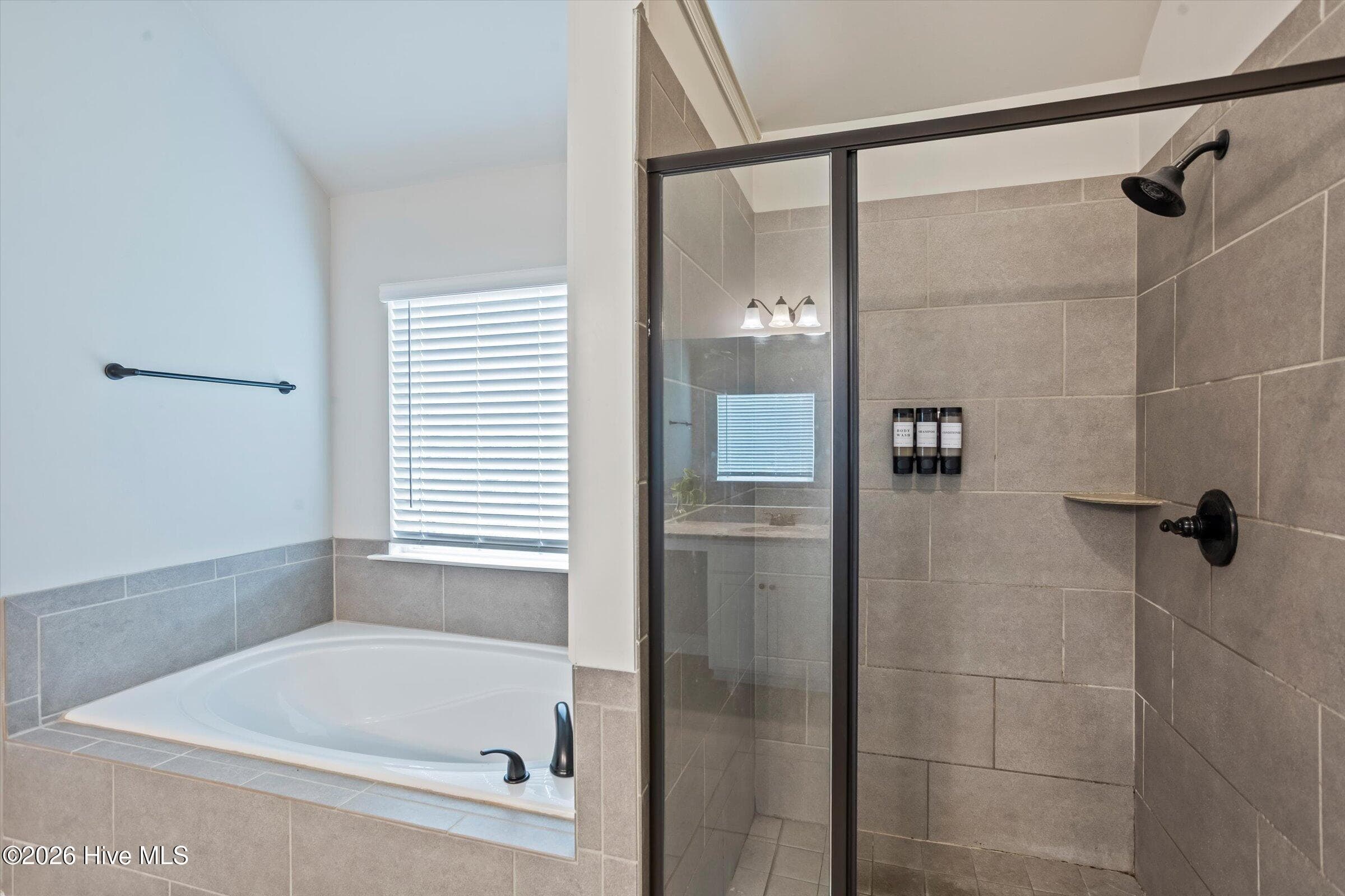 Single Family Residence at 1014 Sluice Gate Drive, Evans, GA 30809, photo 3 of 4