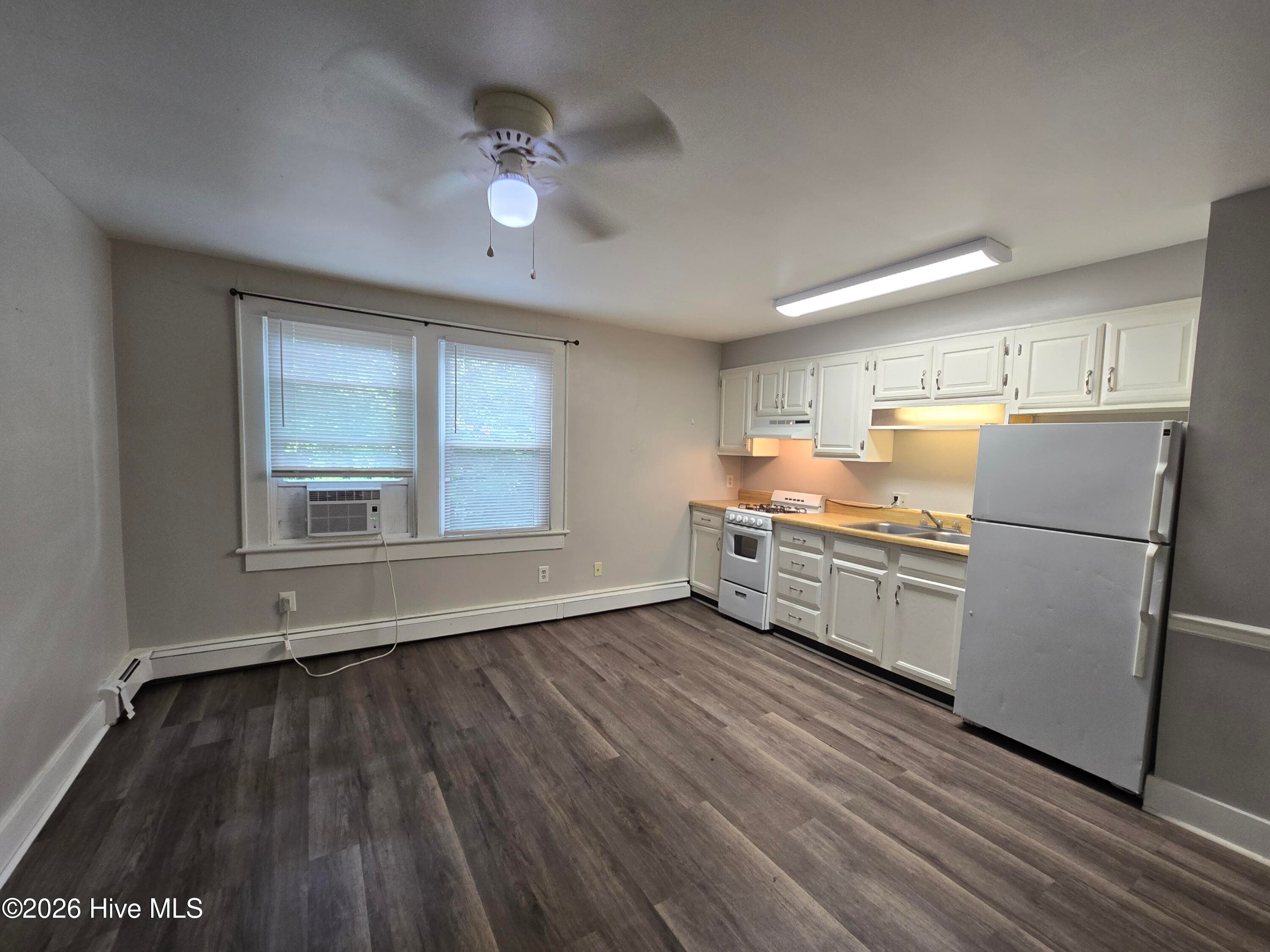 1221 Carolina Avenue 2c, Elizabeth City, NC 27909