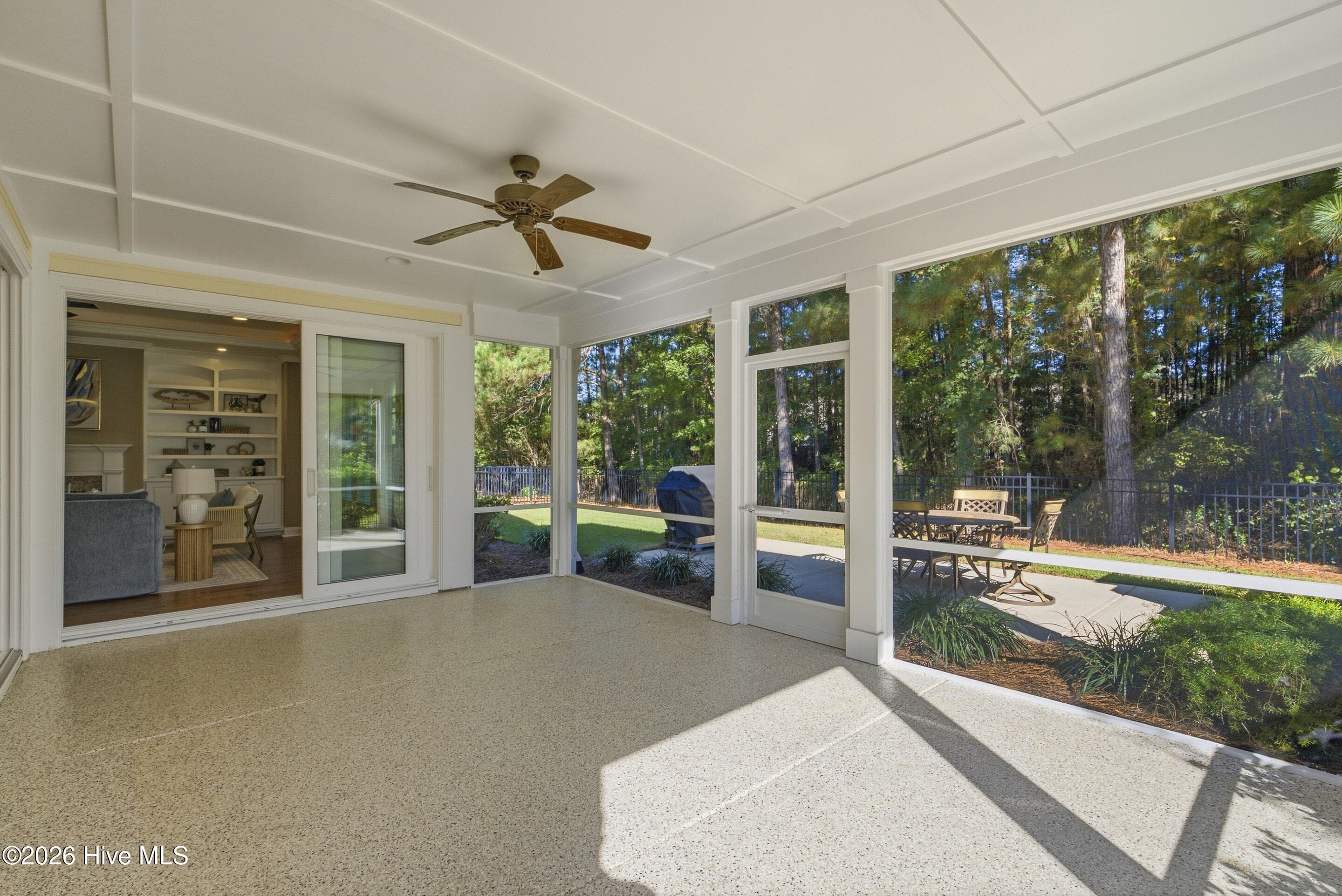 20X13 living area - 2153 Forest View Circle, Leland, NC 28451