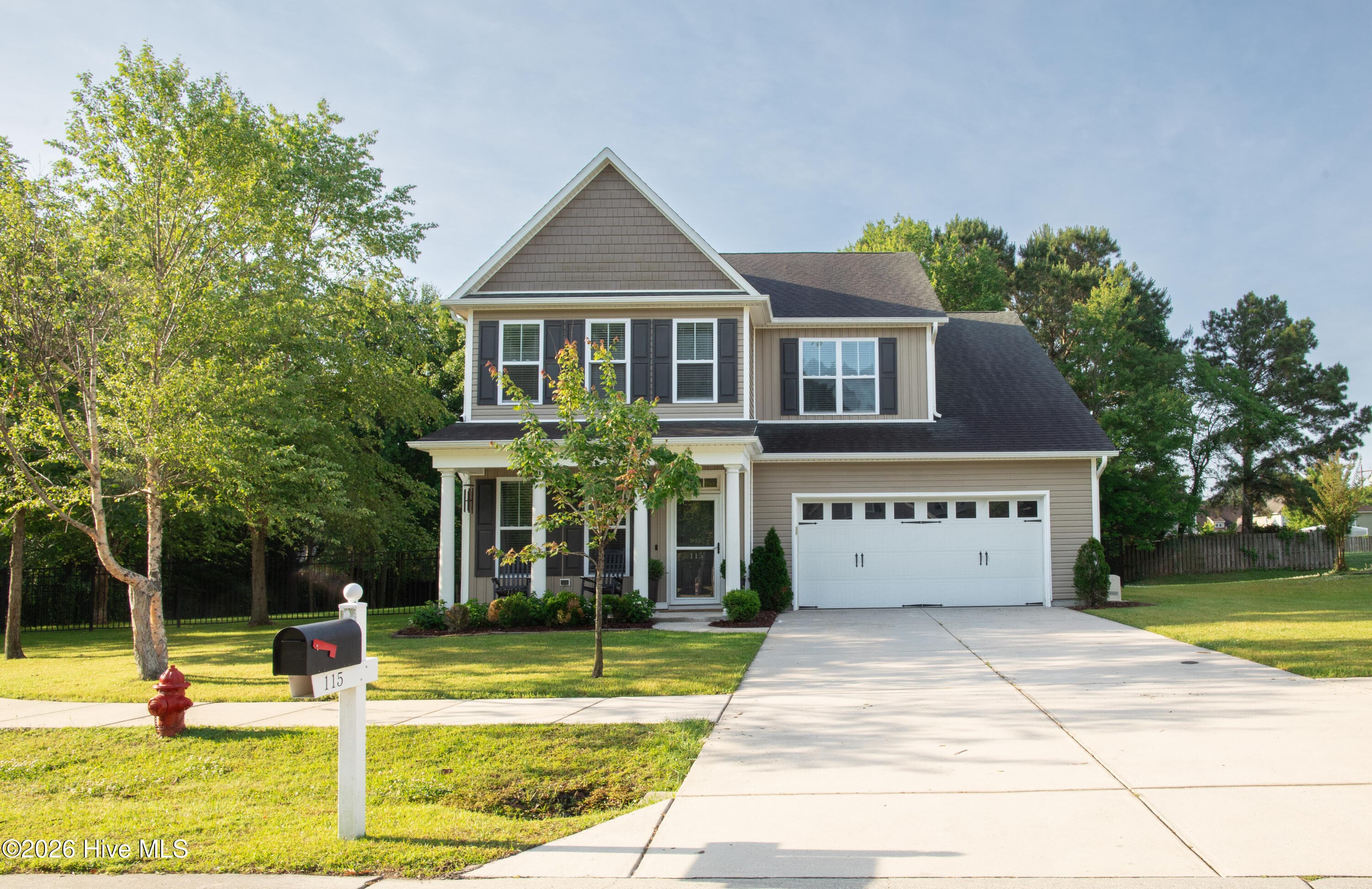 115 Bunchberry Court, Hampstead, NC 28443