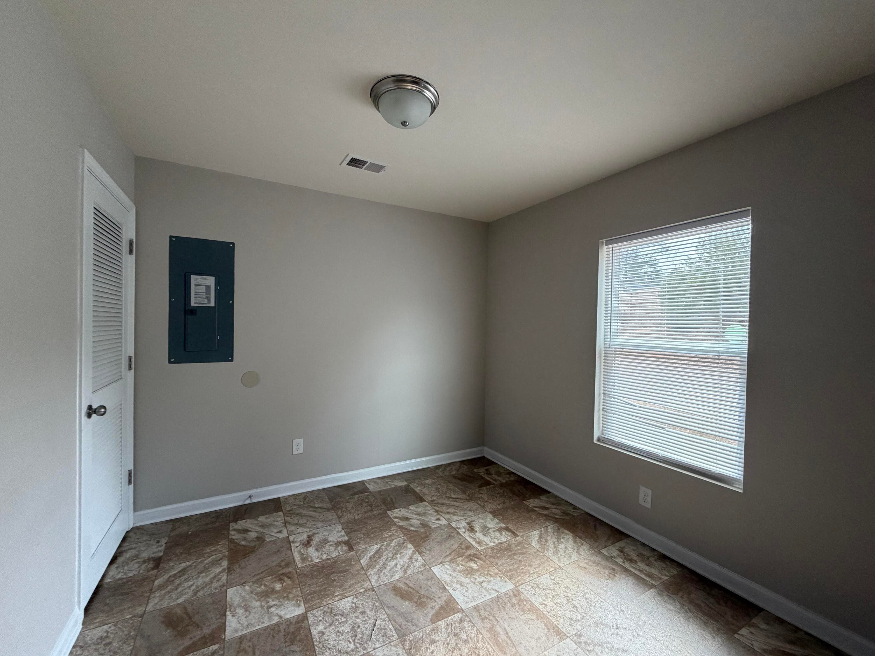 Single Family Residence at 4010 Rambling Way, Hephzibah, GA 30815, photo 5 of 16