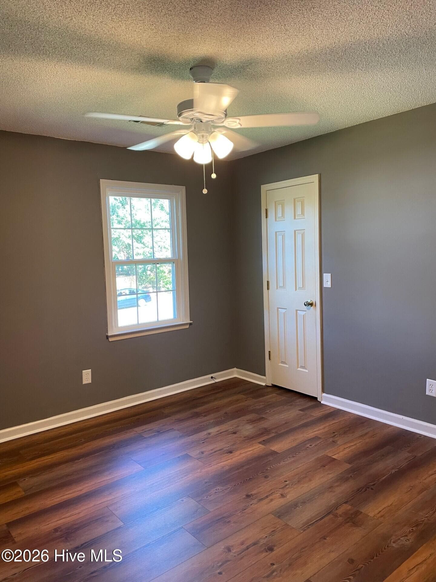 Brand new flooring, walk in closet with built-in. - 4164 Quail Springs Circle, Augusta, GA 30907
