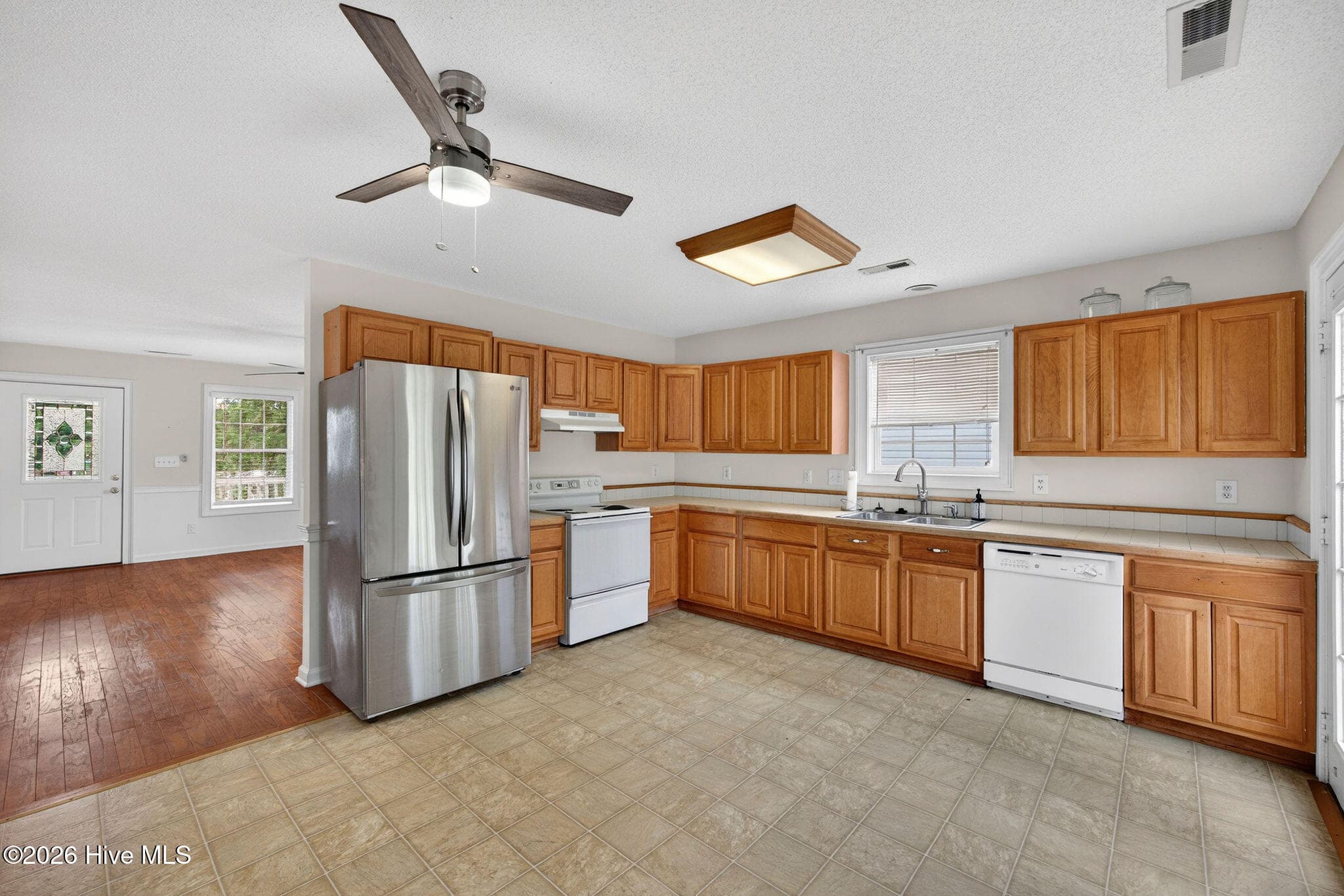 Single Family Residence at 2305 E Oak Island Drive, Oak Island, NC 28465, photo 8 of 31