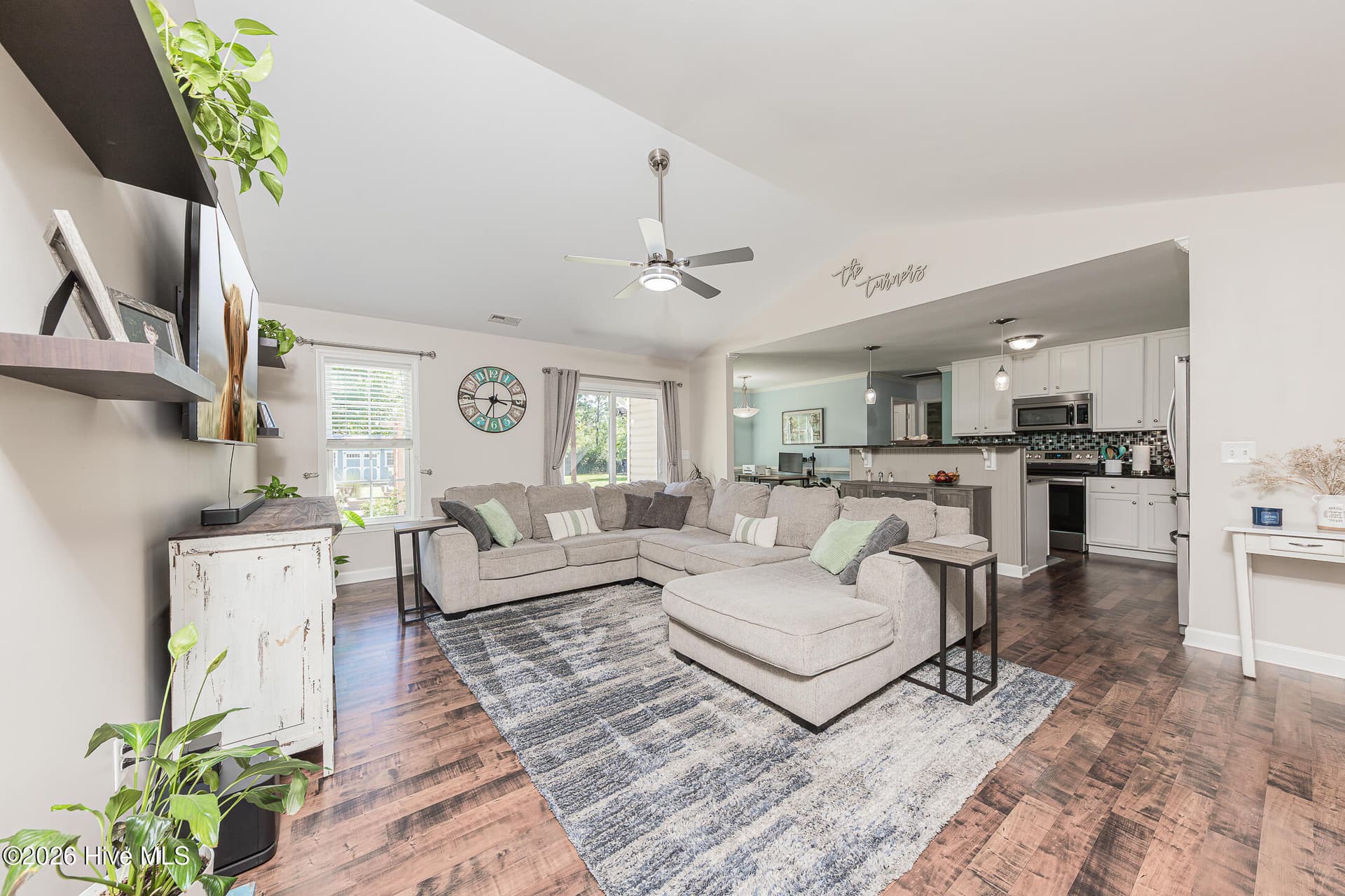 206 Old Folkstone Road, Holly Ridge, NC 28445
