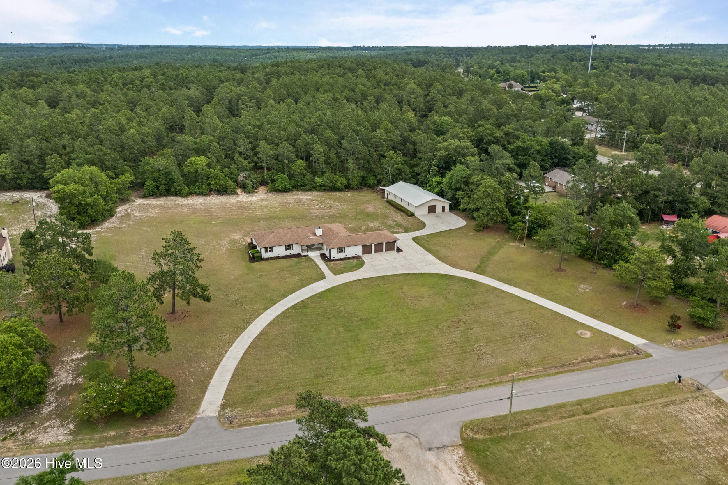 Single Family Residence at 12 Mountain Laurel Drive, Aiken, SC 29801, photo 3 of 74