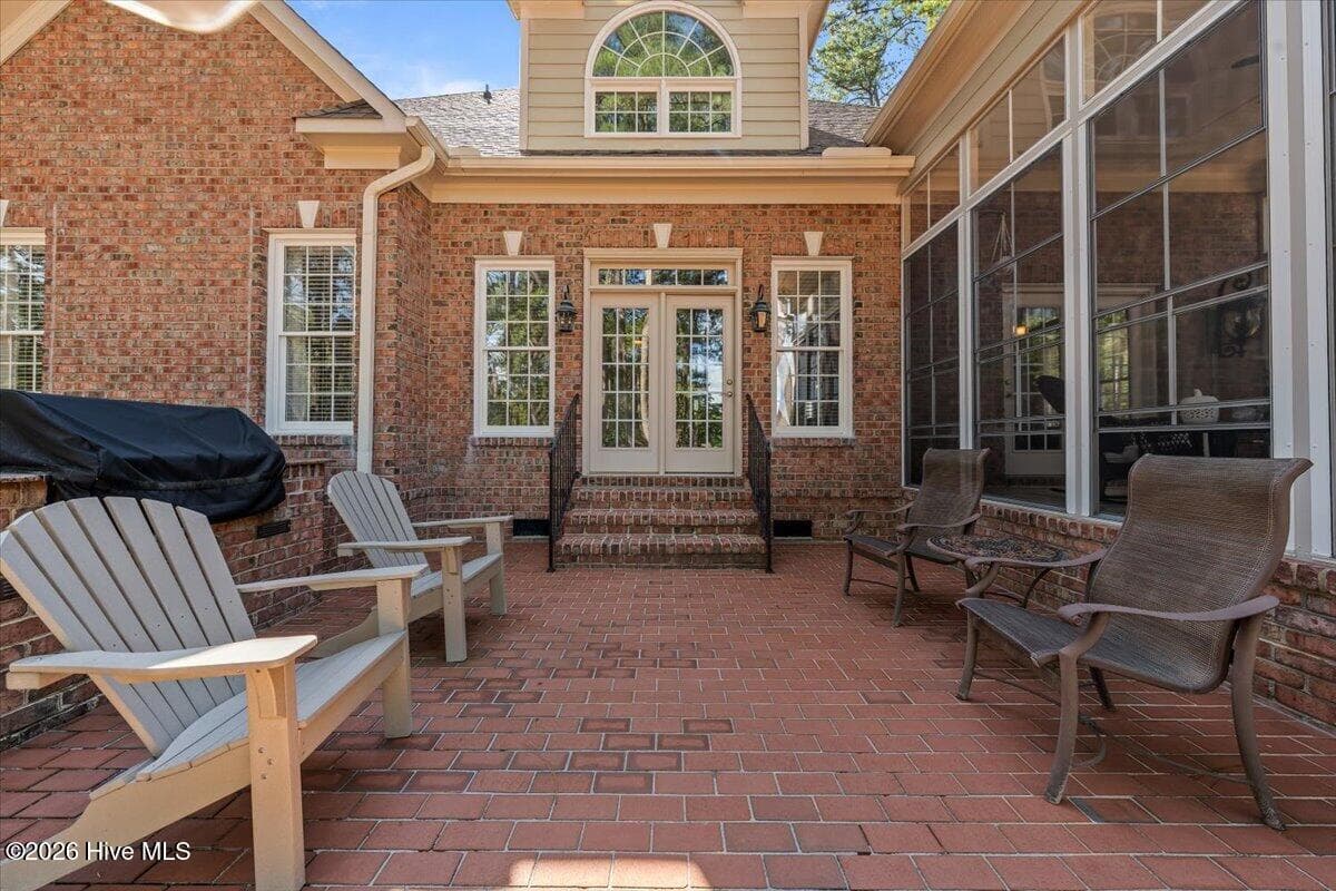 Single Family Residence at 14 Rathlin Court, Pinehurst, NC 28374, photo 4 of 5