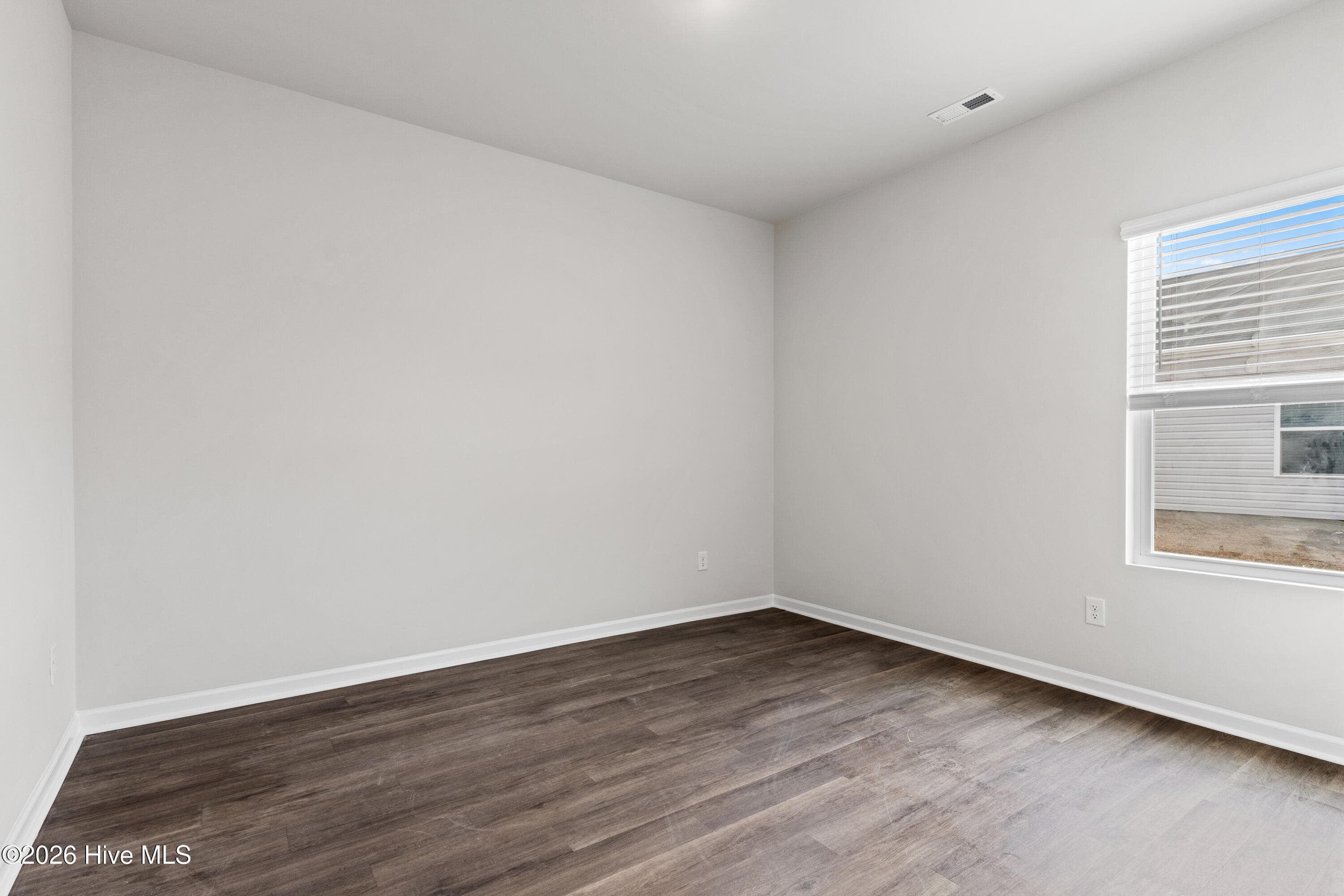 Single Family Residence at 139 N Squires Run, Richlands, NC 28574, photo 5 of 40