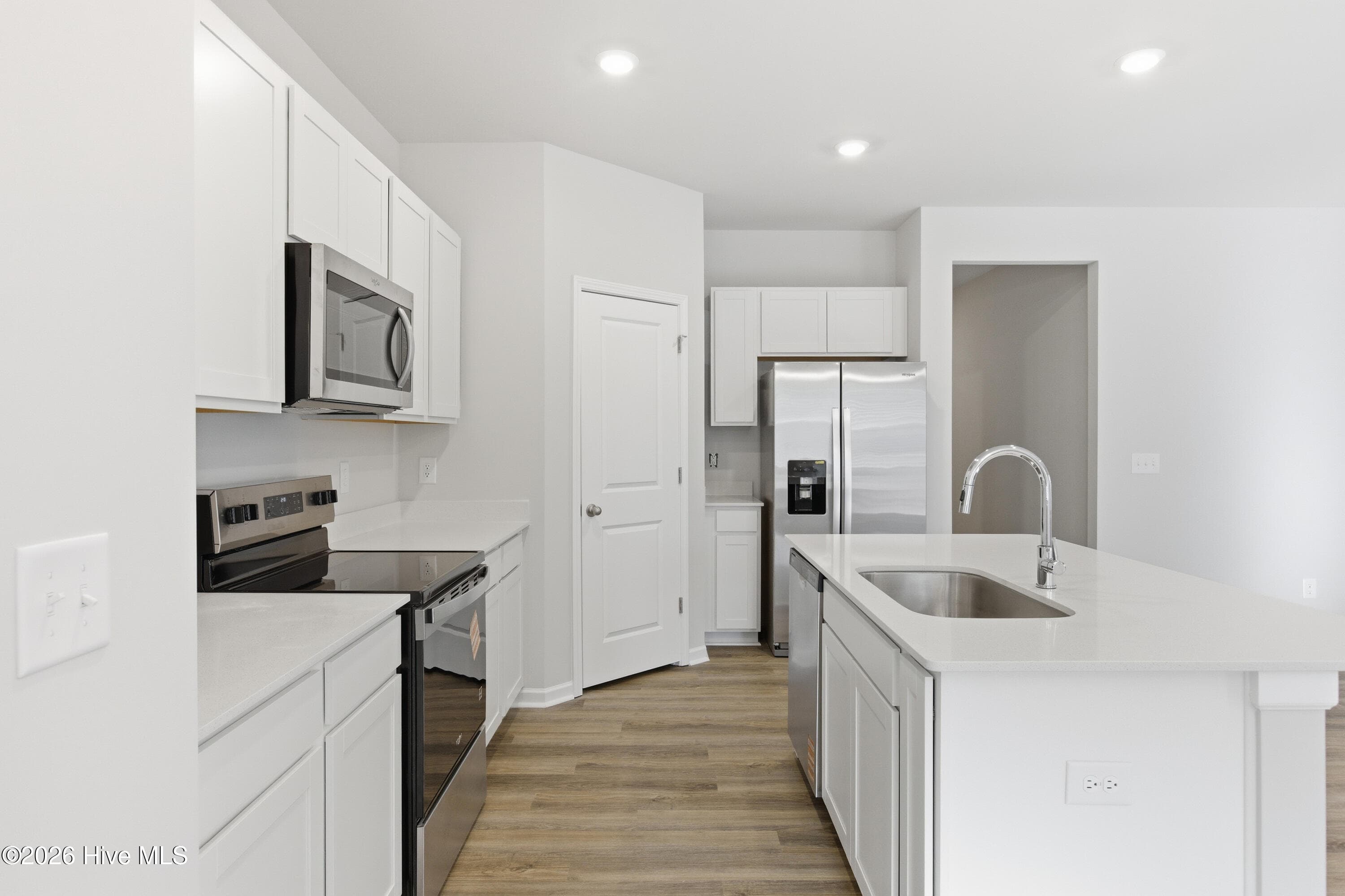 Stock Images - 3082 Cape Point Lane NW, Supply, NC 28462