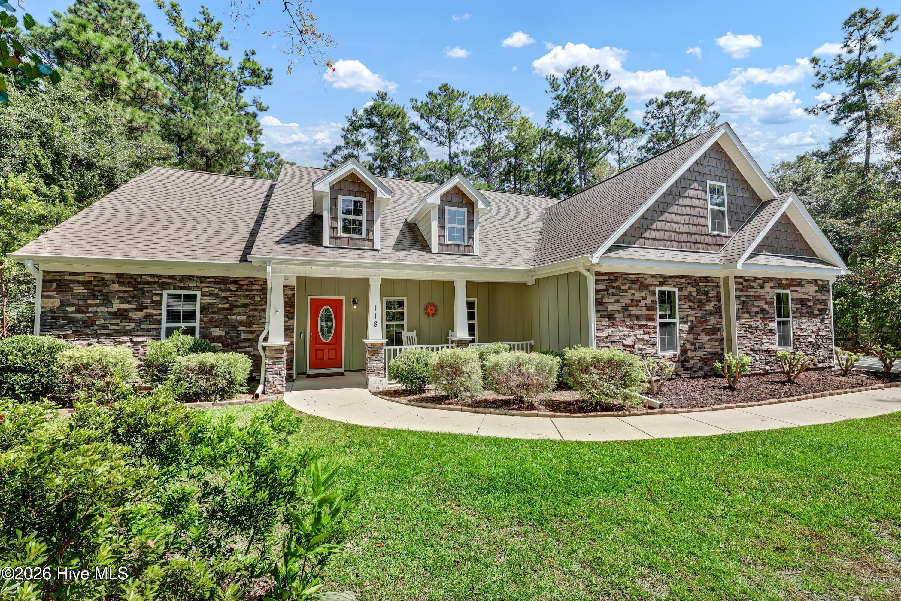 Single Family Residence at 118 Persimmon Lane, Hampstead, NC 28443, photo 3 of 29