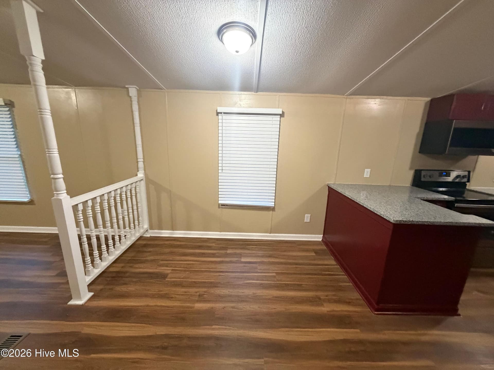 Manufactured Home at 1110 E Northern Boulevard, Tarboro, NC 27886, photo 11 of 37