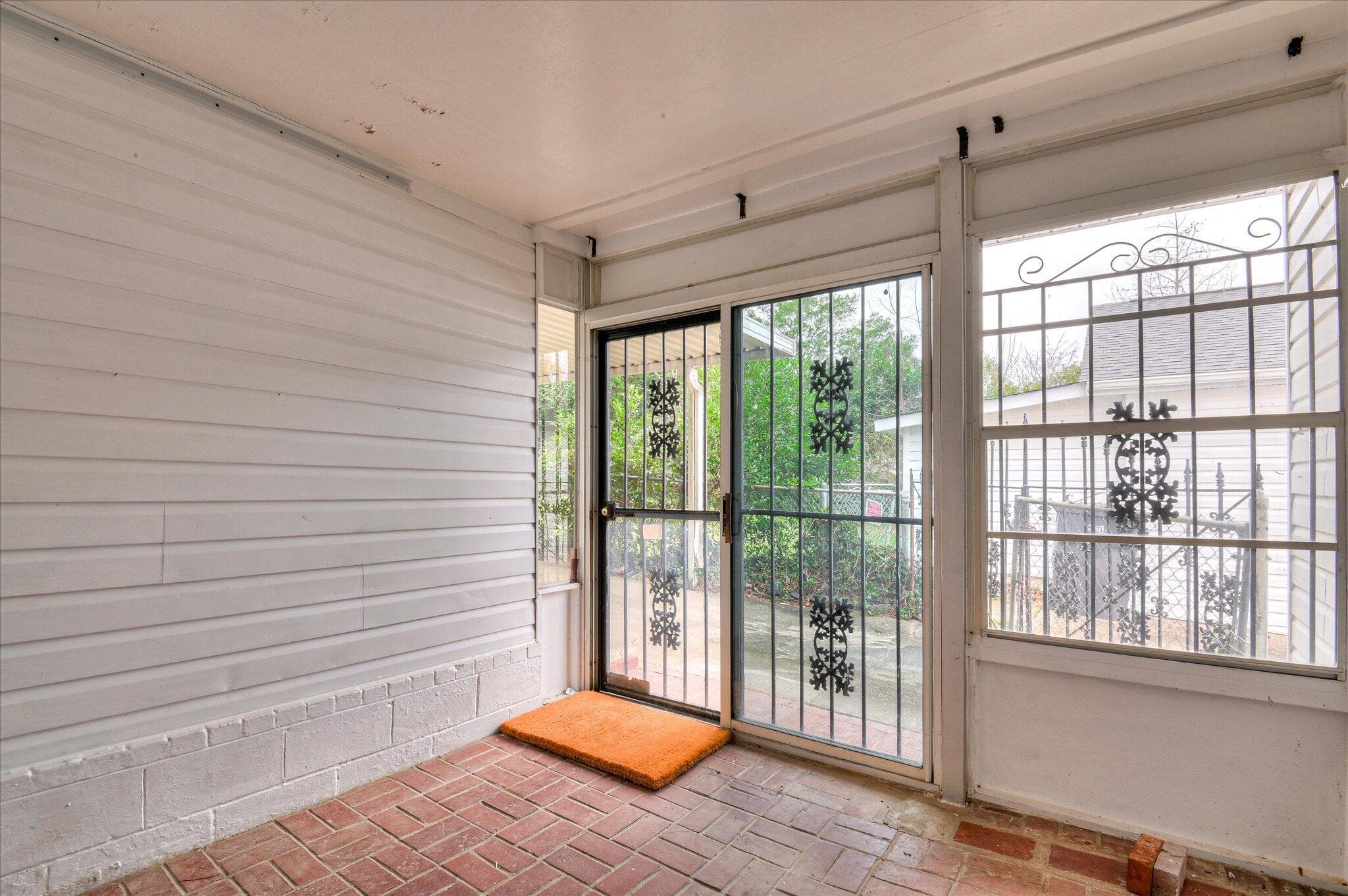 Unheated sunroom - 2440 Earl Street, Augusta, GA 30904