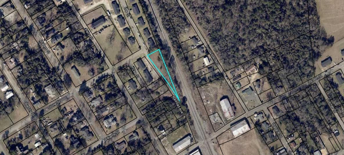 Residential Lot at 0 Railroad Avenue, Waynesboro, GA 30830, photo 2 of 2