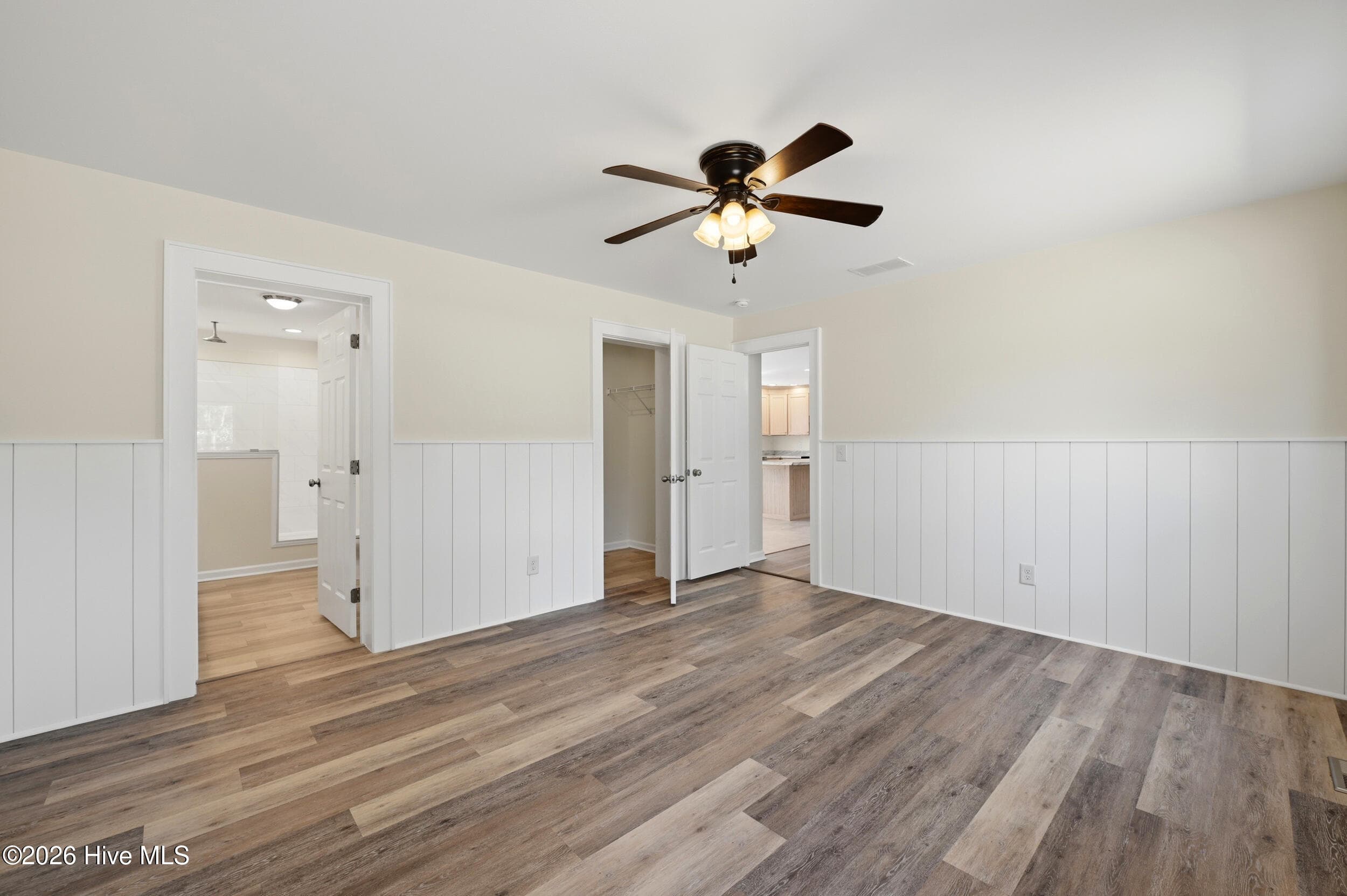 858 Wildwood Circle, Hampstead, NC 28443