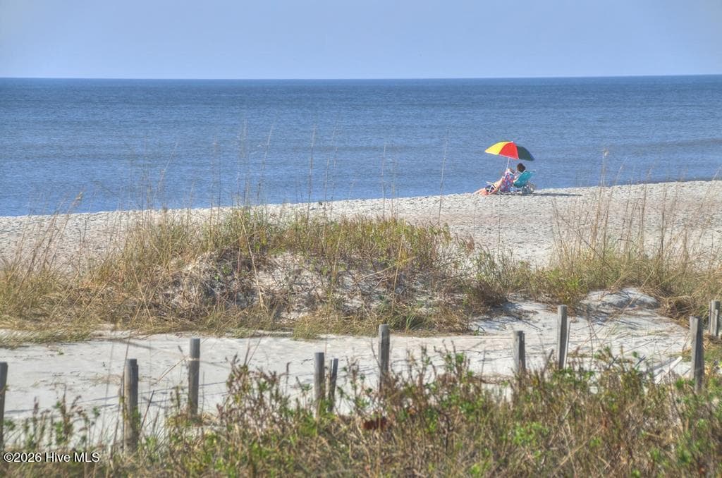 101 6 SW 1st Street, Oak Island, NC 28465