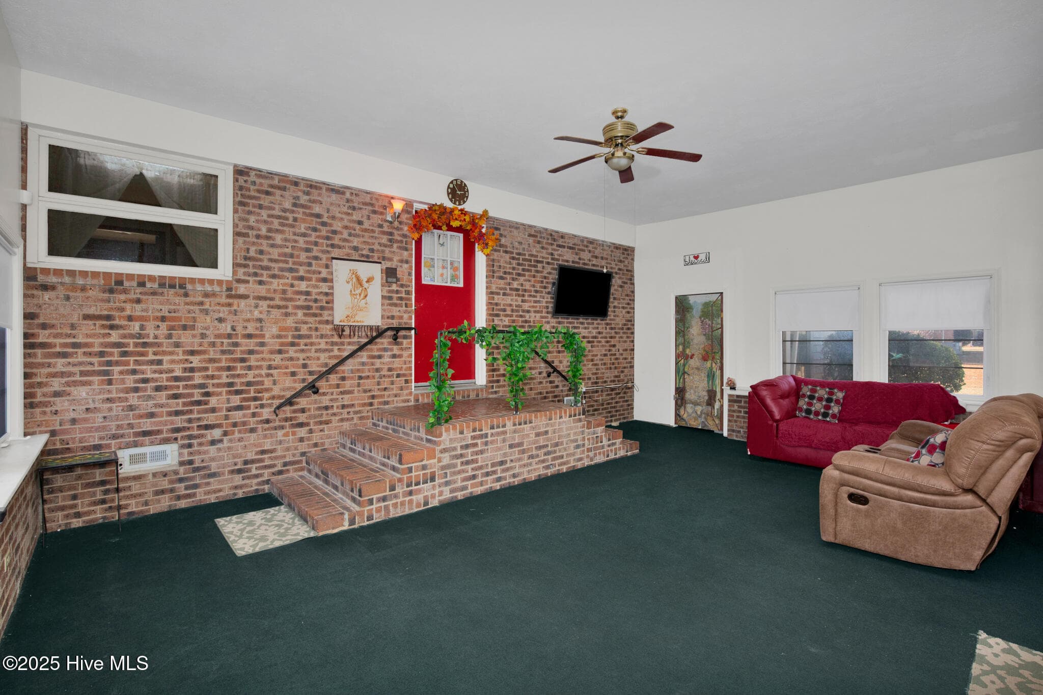 Single Family Residence at 405 West Road, Lumberton, NC 28358, Lumberton, photo 6 of 6