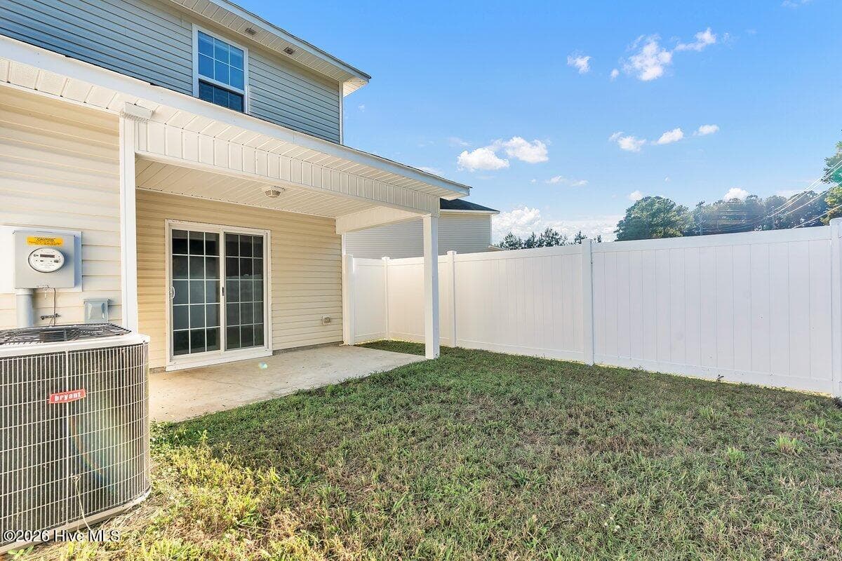 Townhouse at 133 W Murrow Lane, Jacksonville, NC 28546, photo 54 of 55