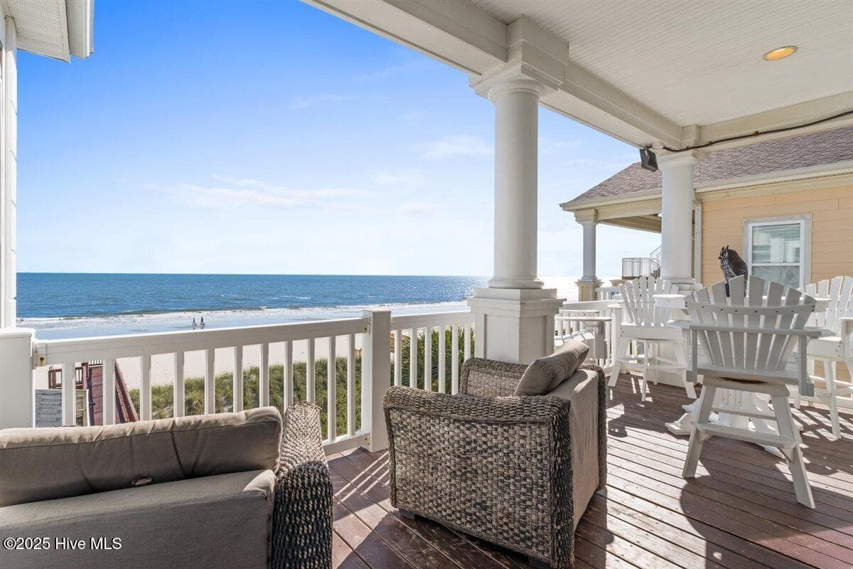 Single Family Residence at 7 Coggeshall Drive W, Ocean Isle Beach, NC 28469, photo 20 of 78