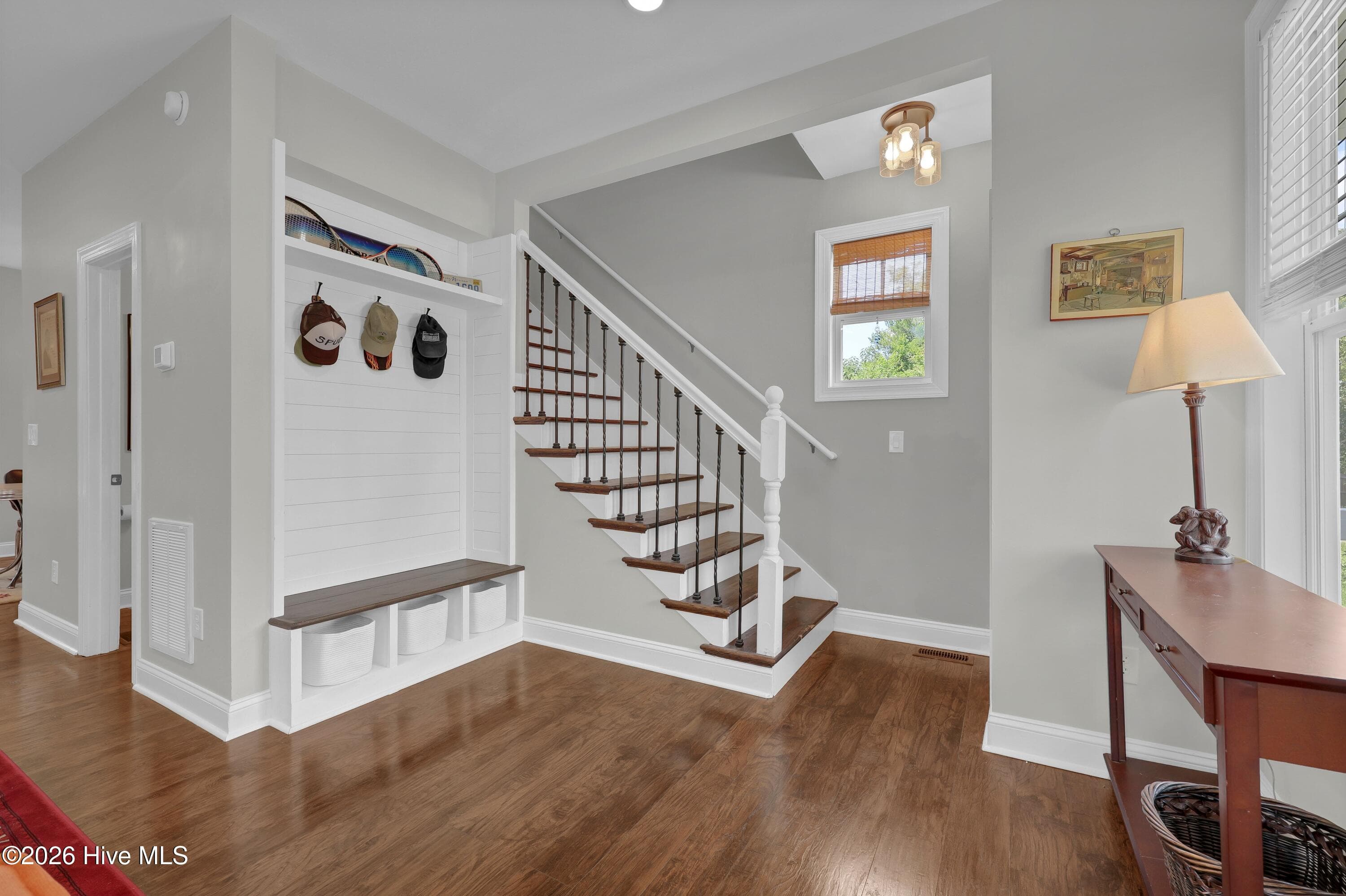 Single Family Residence at 714 Brooks Alley, Wilmington, NC 28401, photo 5 of 27