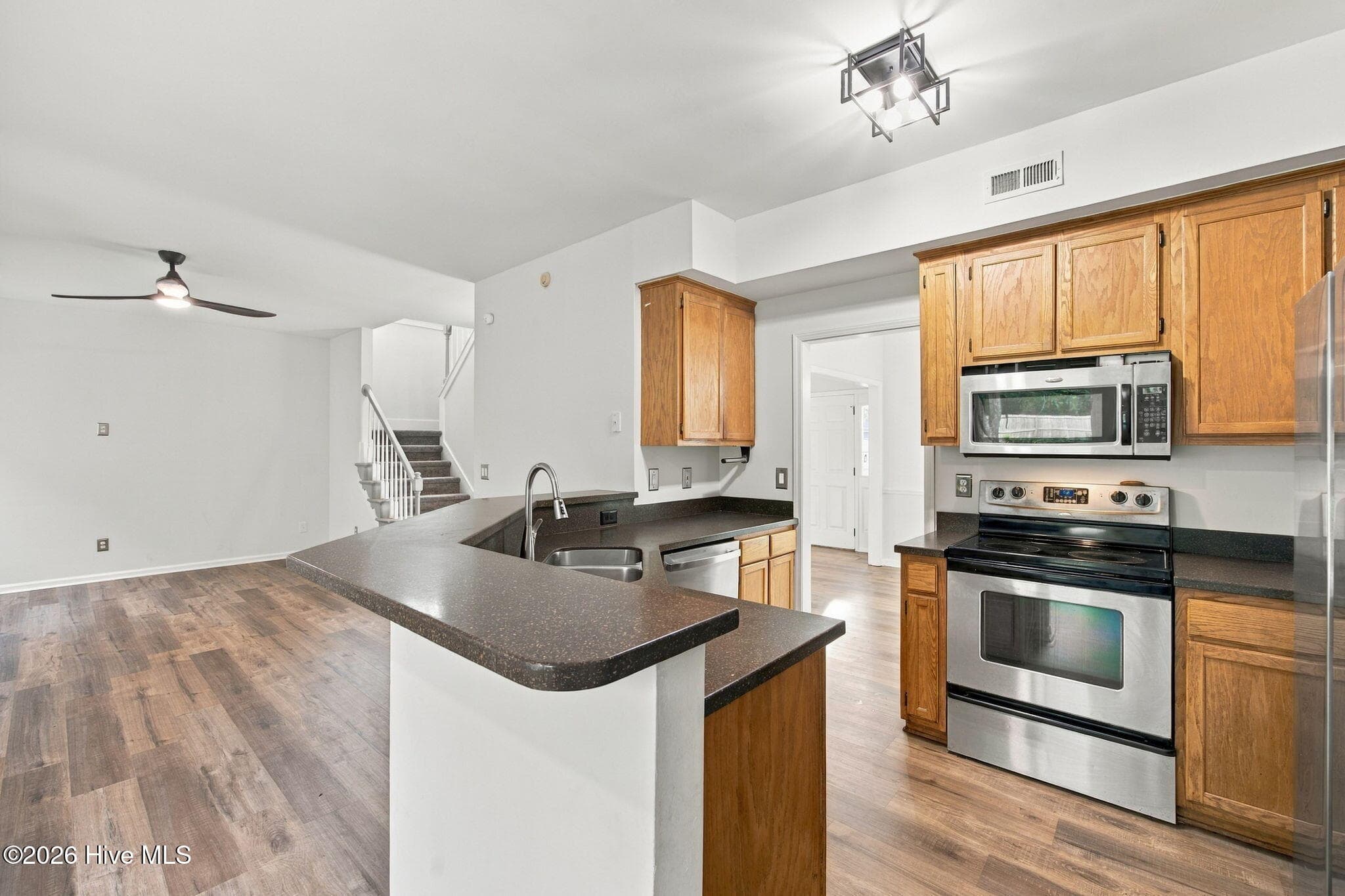 Single Family Residence at 653 Owens Court, Wilmington, NC 28412, photo 24 of 70