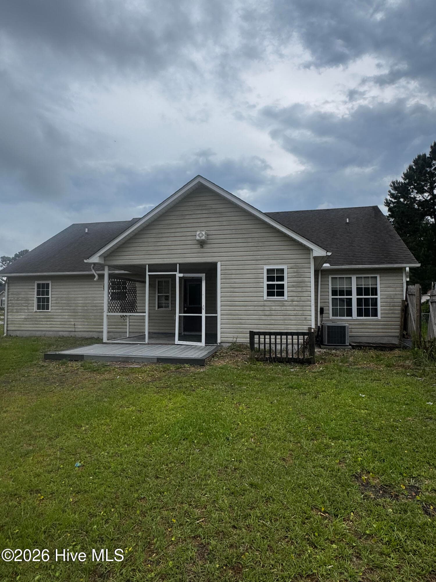 Single Family Residence at 111 Quail Creek Drive, Hubert, NC 28539, photo 25 of 25