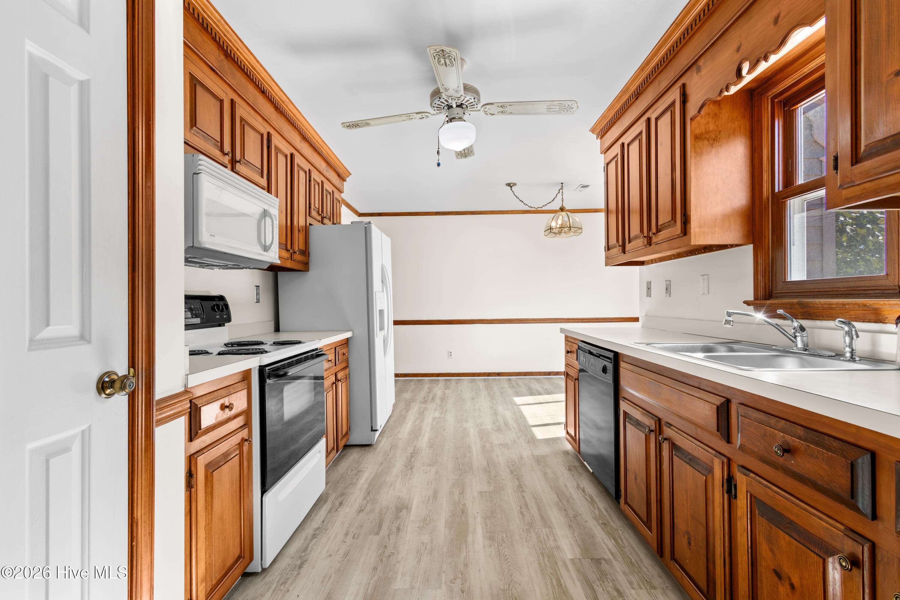 Single Family Residence at 146 Quail Run Drive, Moyock, NC 27958, Moyock, photo 15 of 46