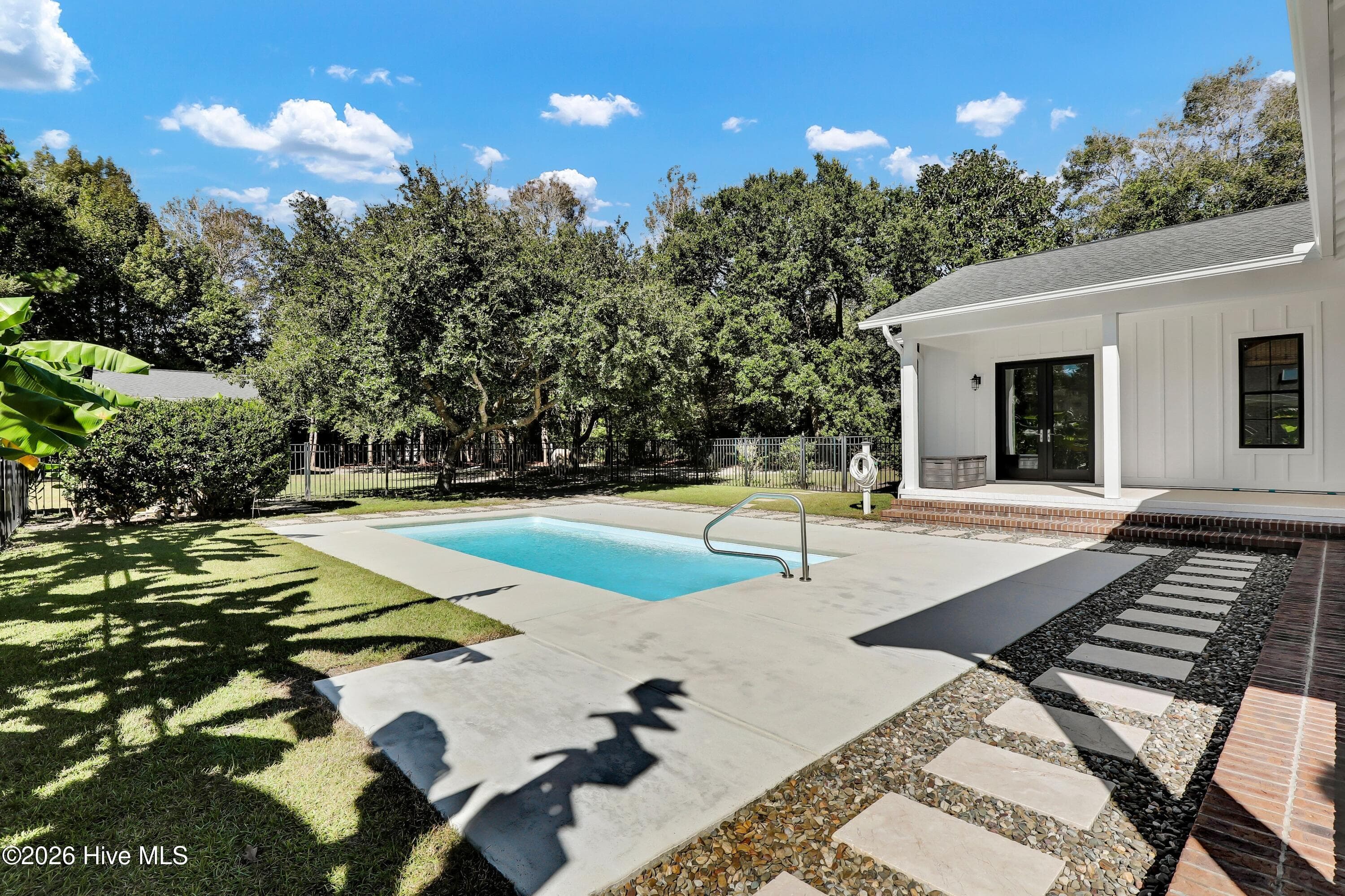 Single Family Residence at 351 Olde Point Loop, Hampstead, NC 28443, photo 51 of 81