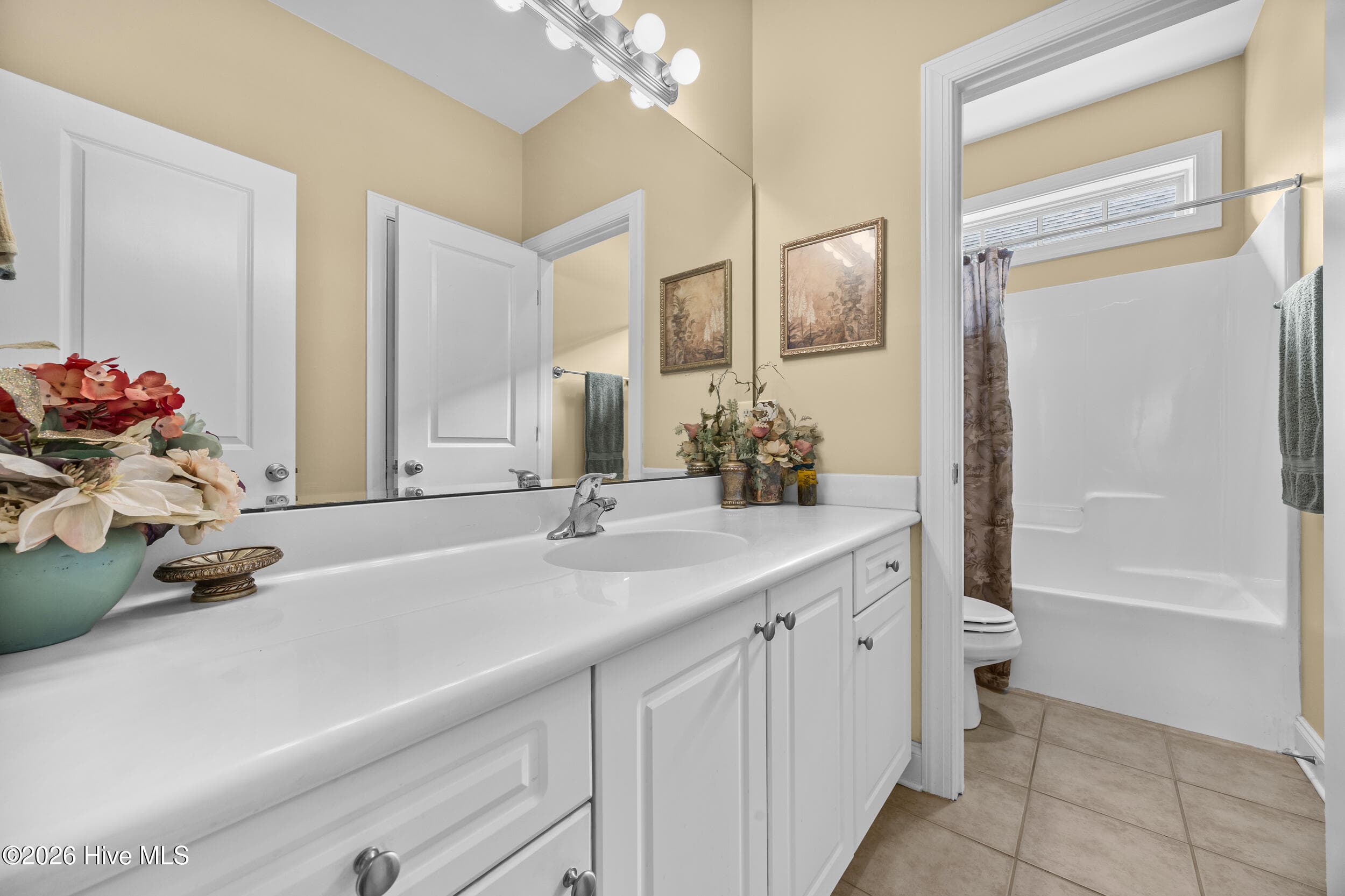Single Family Residence at 8746 Ramsbury Way, Wilmington, NC 28411, photo 22 of 50