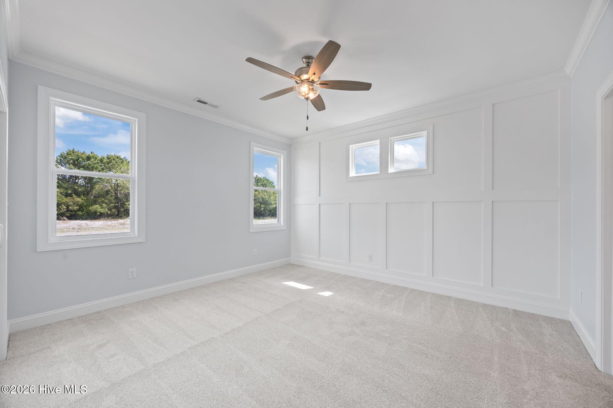 Single Family Residence at 111 Golden Finch Drive, Beaufort, NC 28516, photo 2 of 3