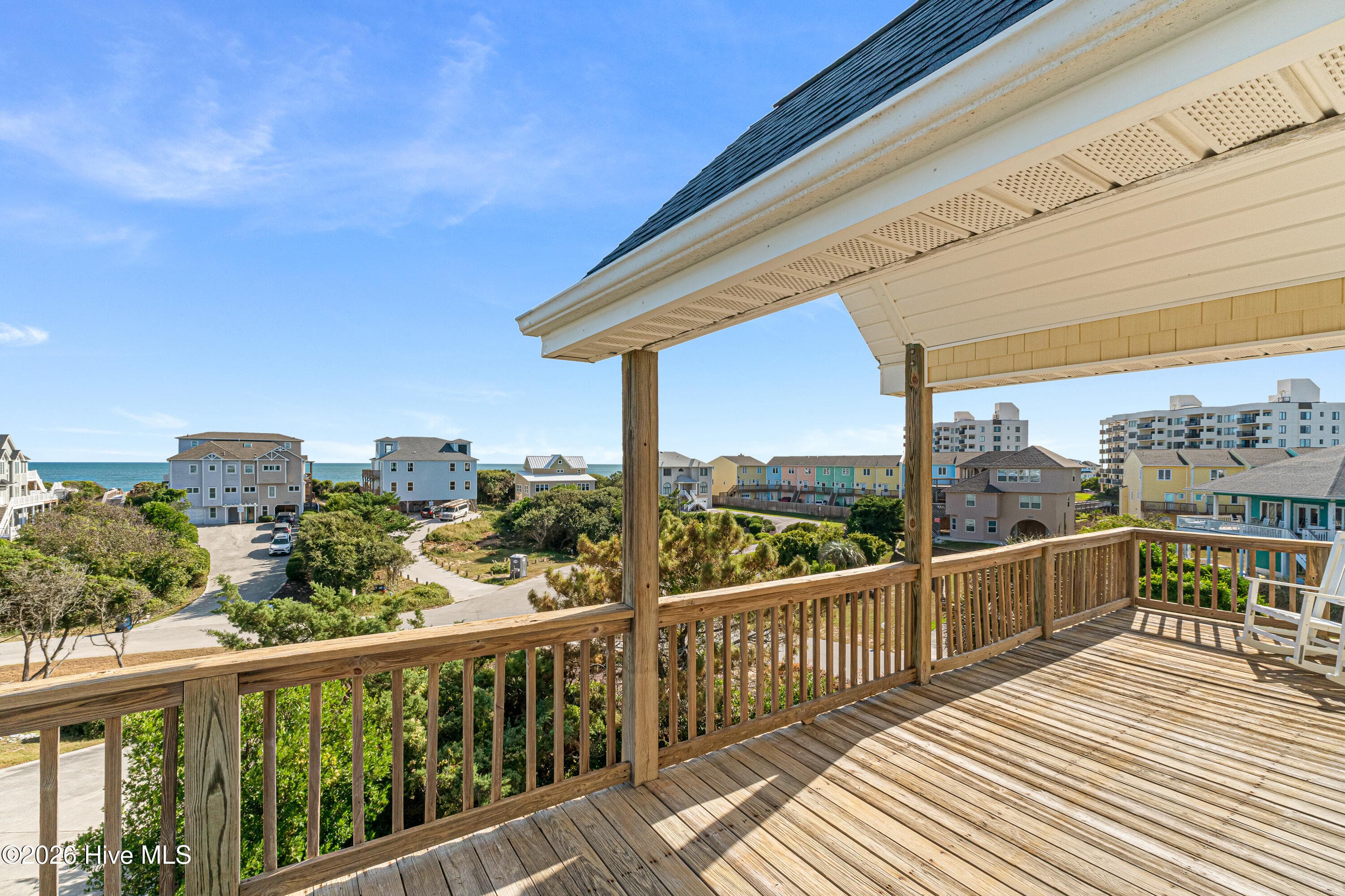 Single Family Residence at 118 Heverly Drive, Emerald Isle, NC 28594, photo 37 of 61