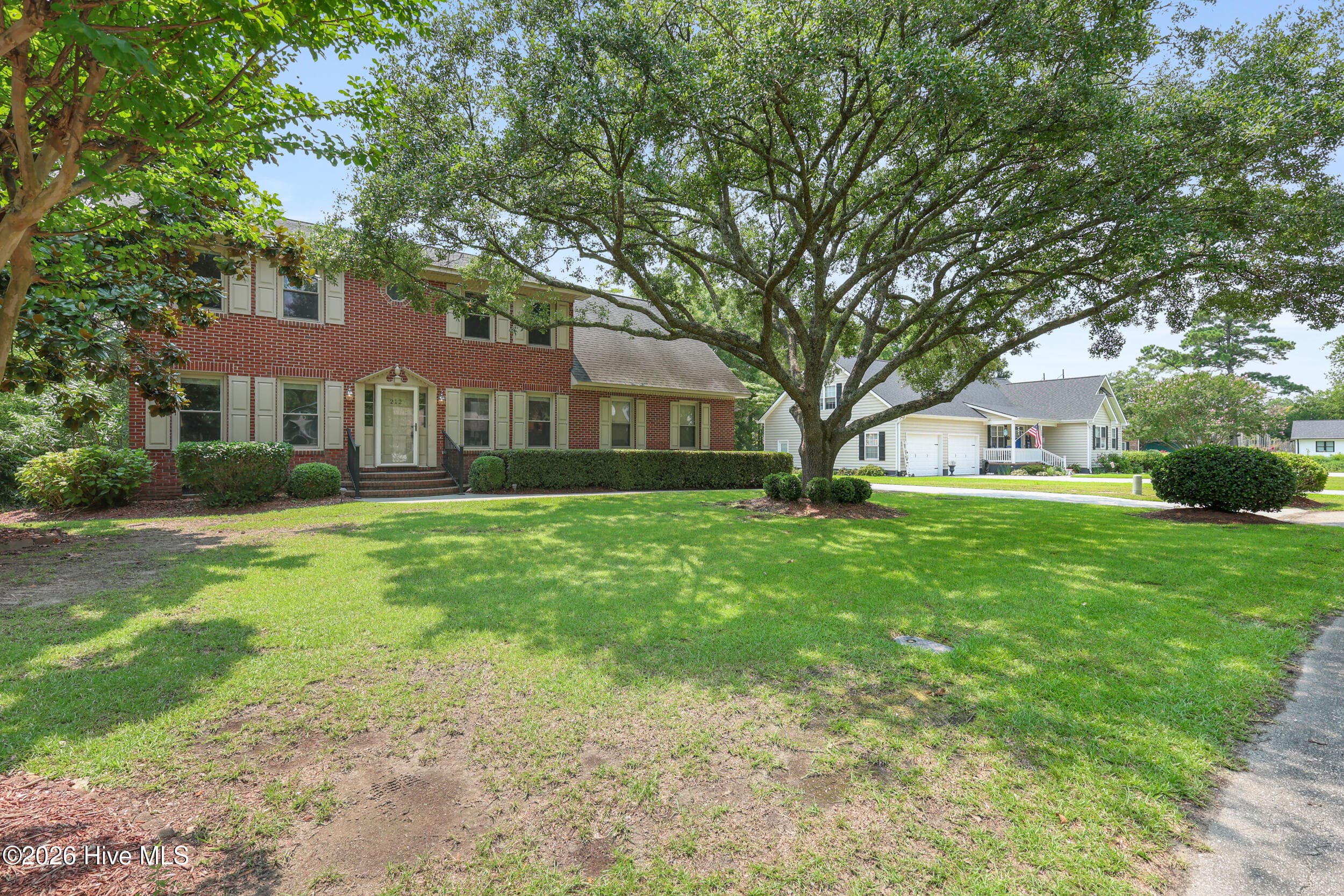 Single Family Residence at 212 Dorchester Place, Wilmington, NC 28412, photo 3 of 68