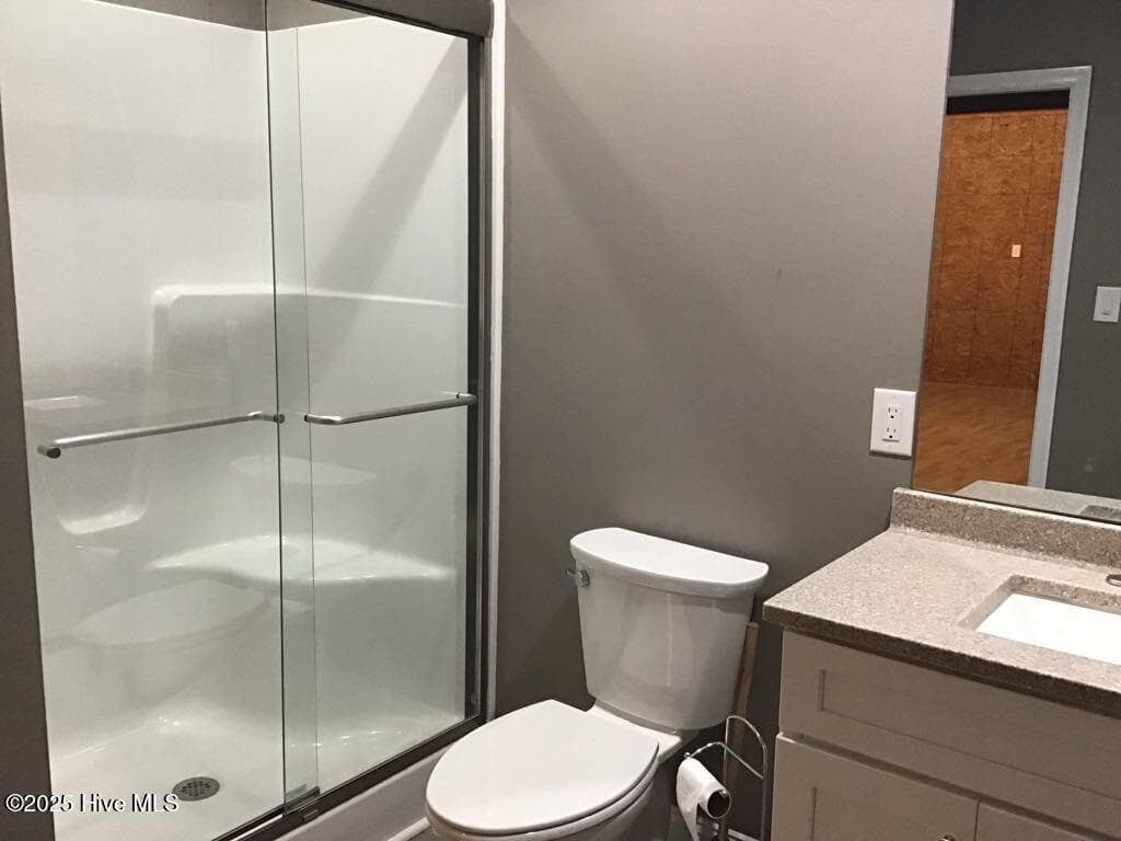 Bathroom in shop / Warehouse - 518 Edwards Road, Jacksonville, NC 28540