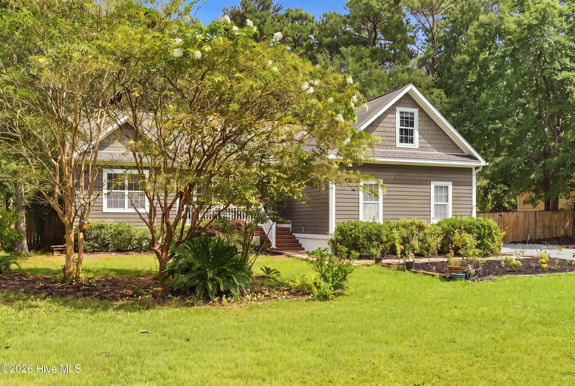 Single Family Residence at 306 Kemper Road, Hampstead, NC 28443, photo 4 of 67