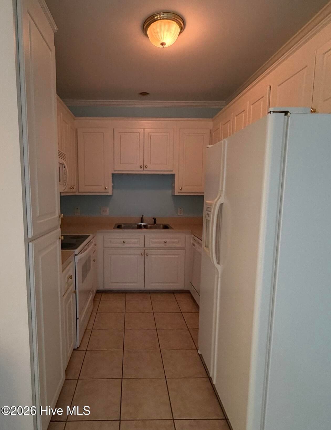 Kitchen - 2059 Briarwood Drive, Kinston, NC 28501