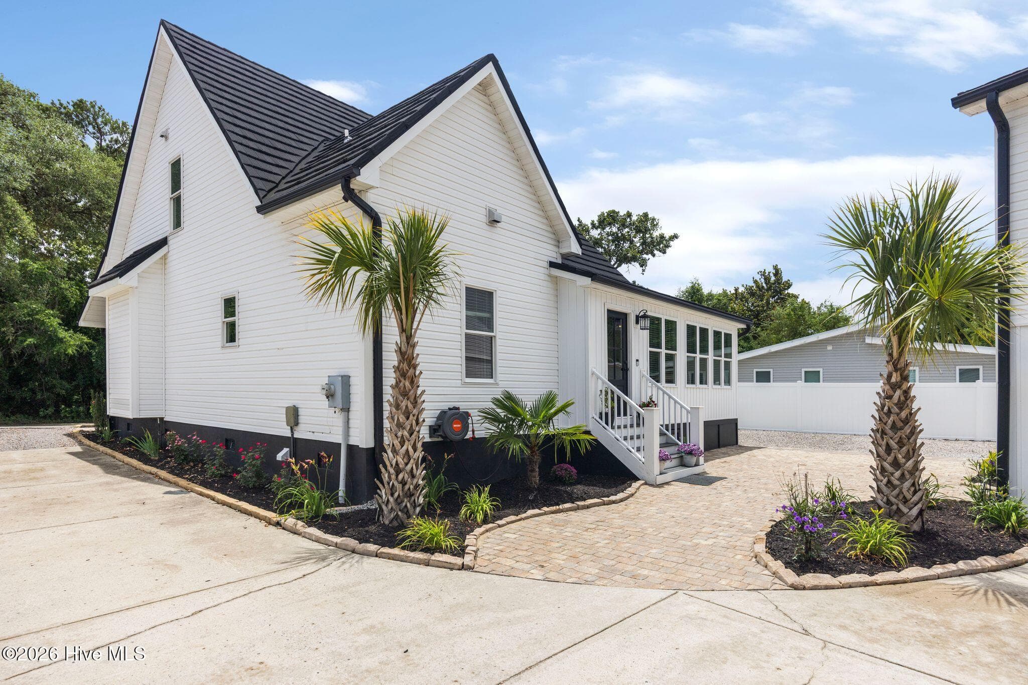 Single Family Residence at 427 Womble Street, Oak Island, NC 28465, photo 5 of 6