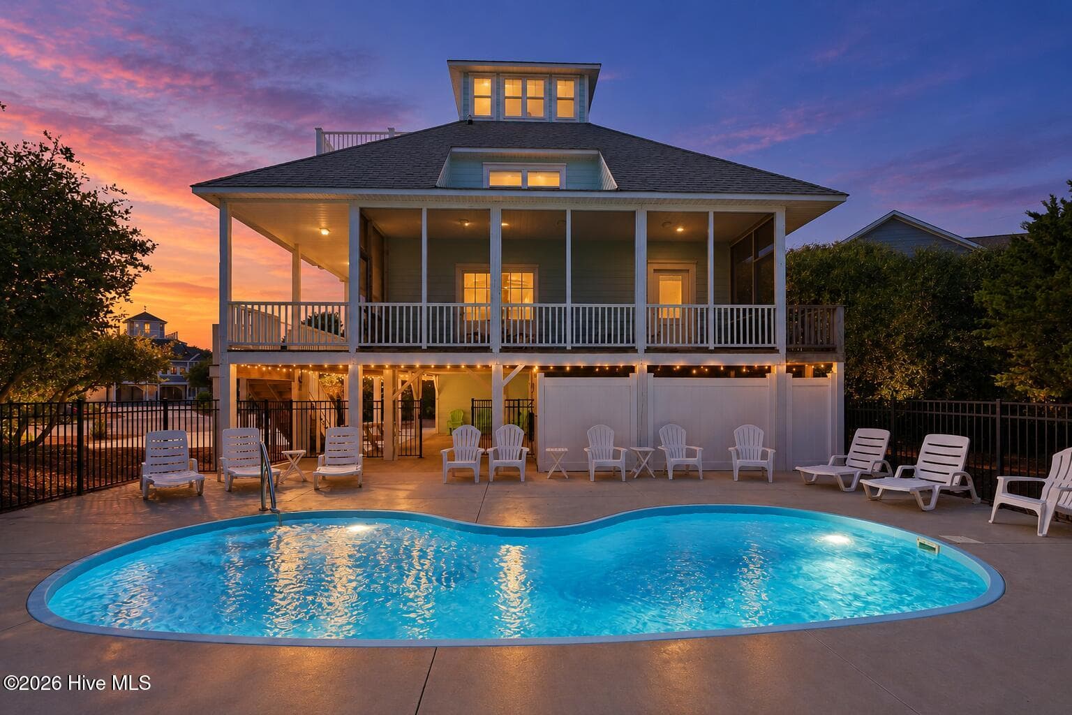 Single Family Residence at 102 Alex Court, Emerald Isle, NC 28594, photo 2 of 57