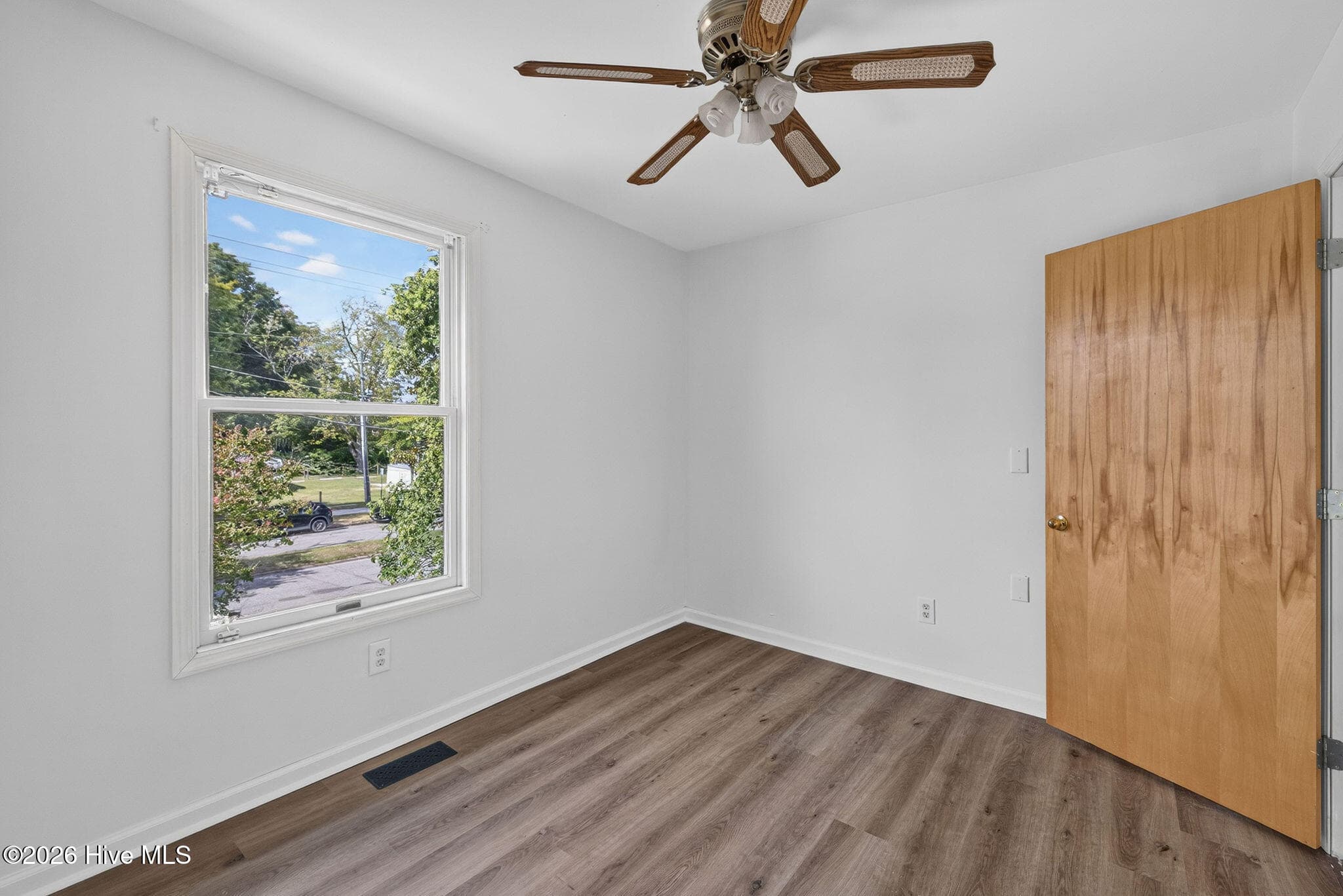 Duplex at 310 N 5th Avenue, Wilmington, NC 28401, photo 29 of 64