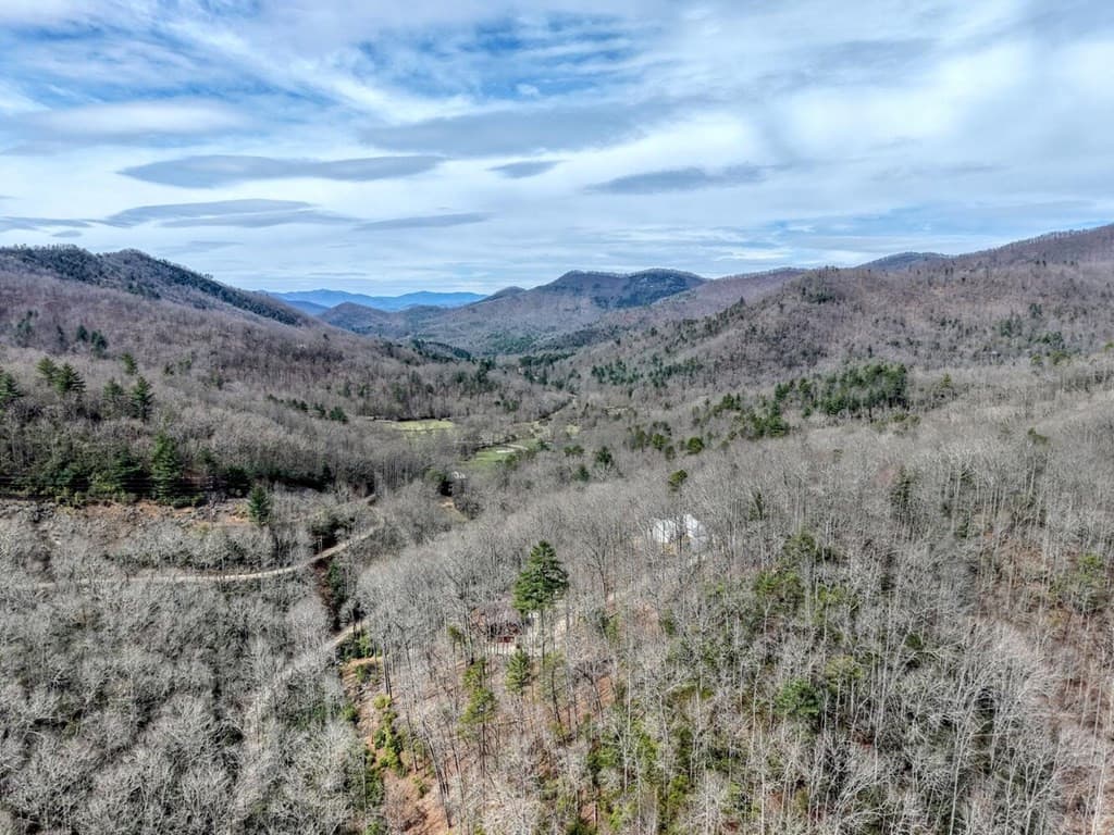 Residential at 575 Carolina Springs Lane, Franklin, NC 28734, photo 65 of 68