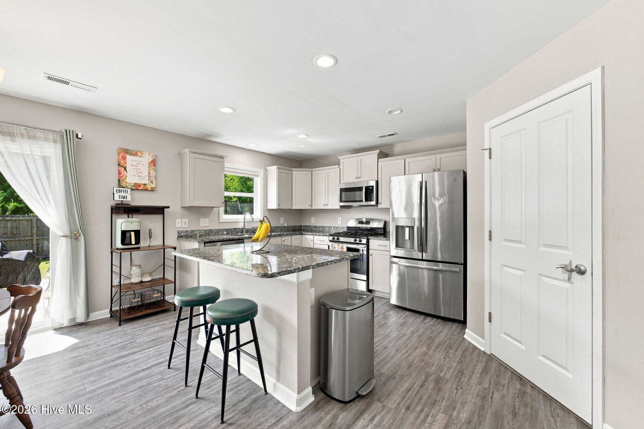 Single Family Residence at 345 Station House Road, New Bern, NC 28562, photo 12 of 50