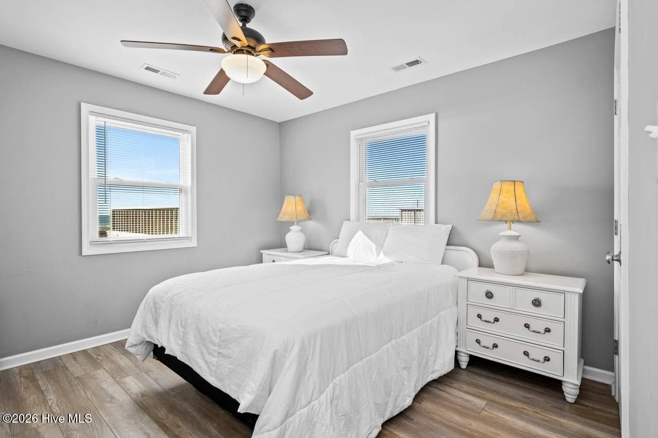 Single Family Residence at 2005 Ocean Drive, Emerald Isle, NC 28594, photo 16 of 31