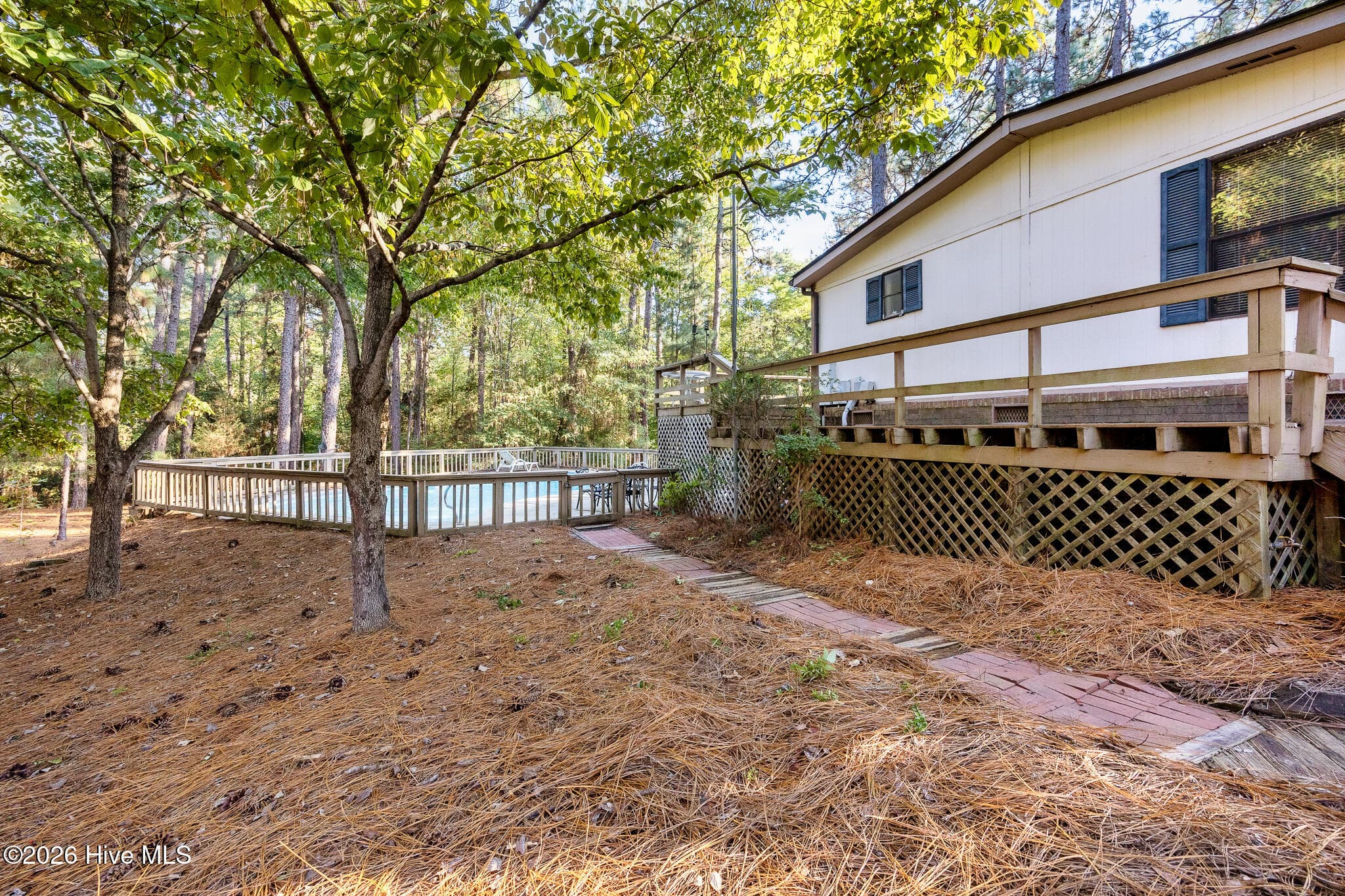 Manufactured Home at 109 Pinewood Drive, West End, NC 27376, photo 3 of 24