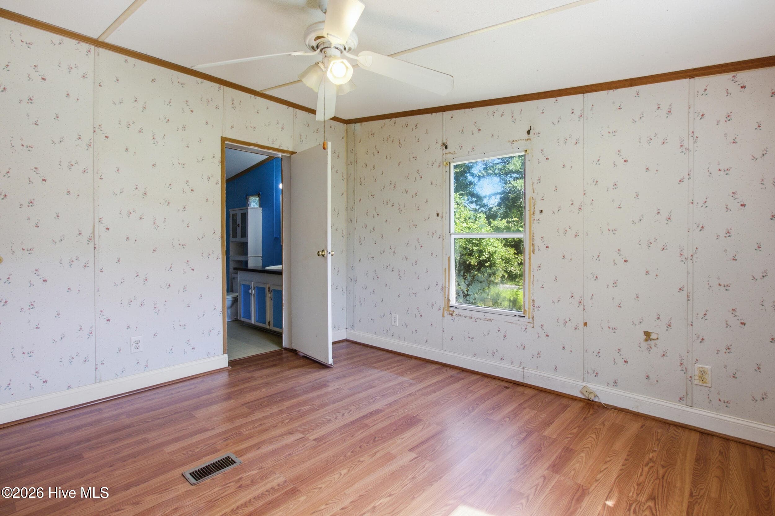 165 High School Road, Vanceboro, NC 28586