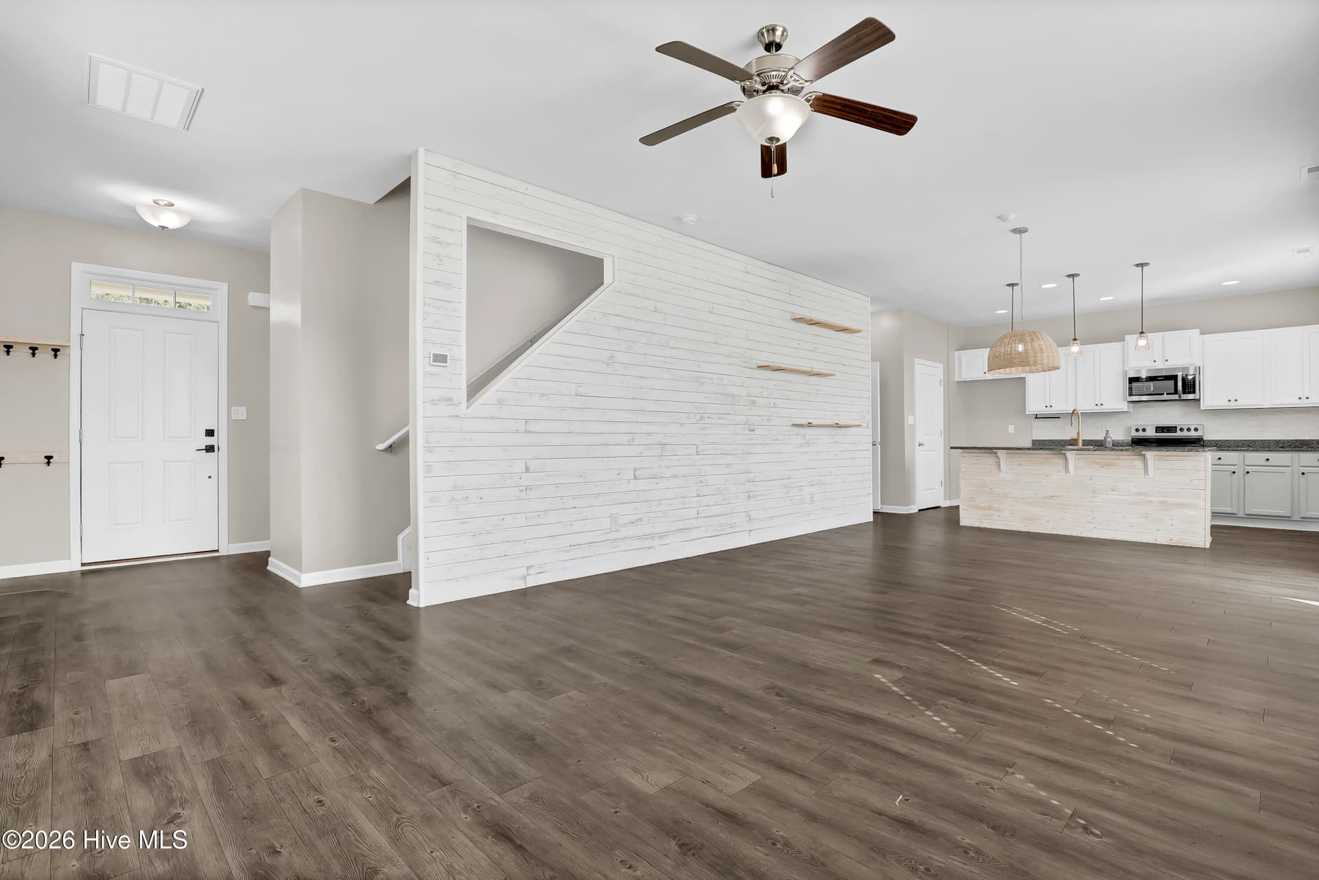 Single Family Residence at 102 Tralee Place, Holly Ridge, NC 28445, photo 6 of 71